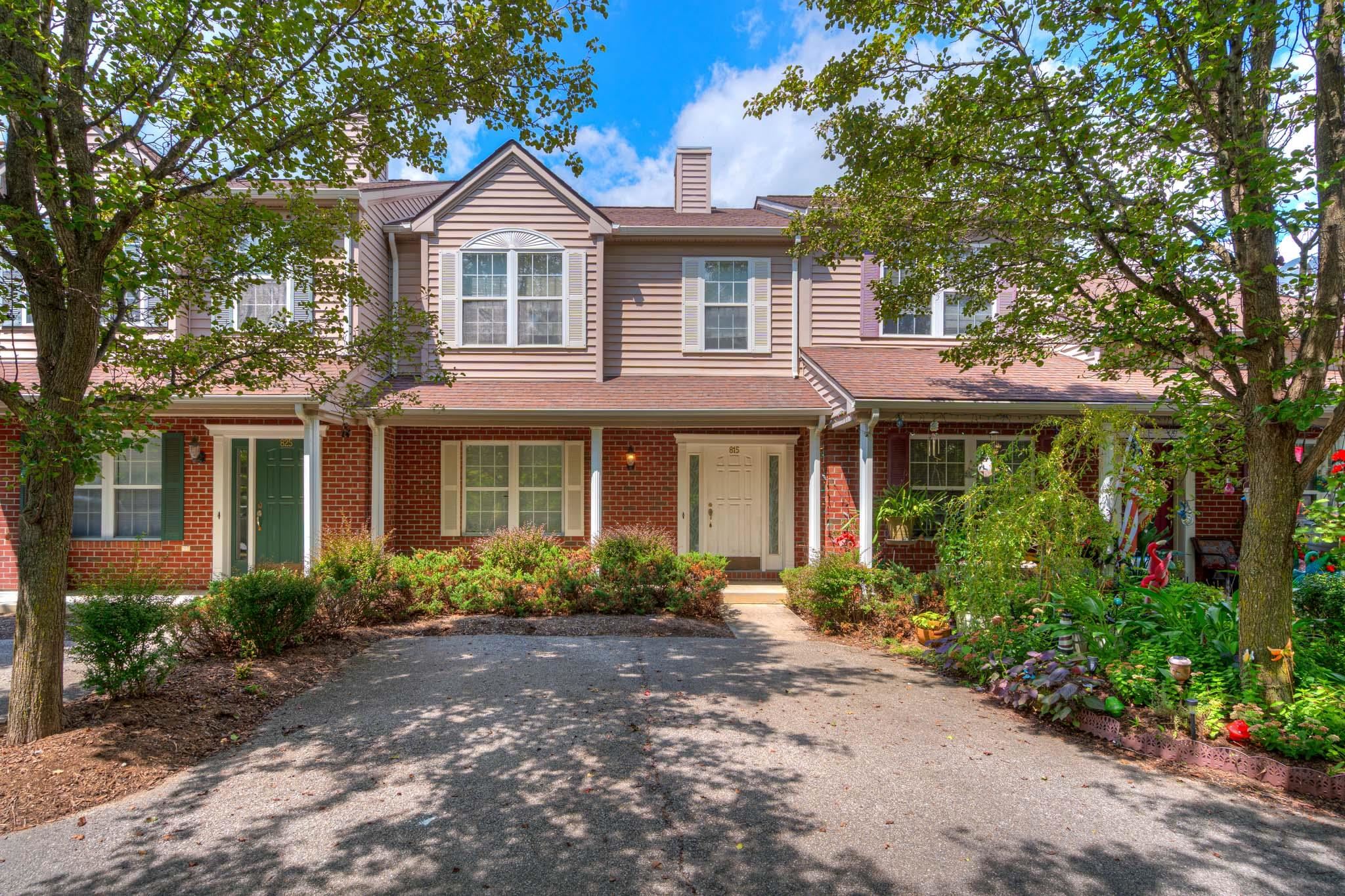 815 Oaktree Boulevard Christiansburg VA 24073