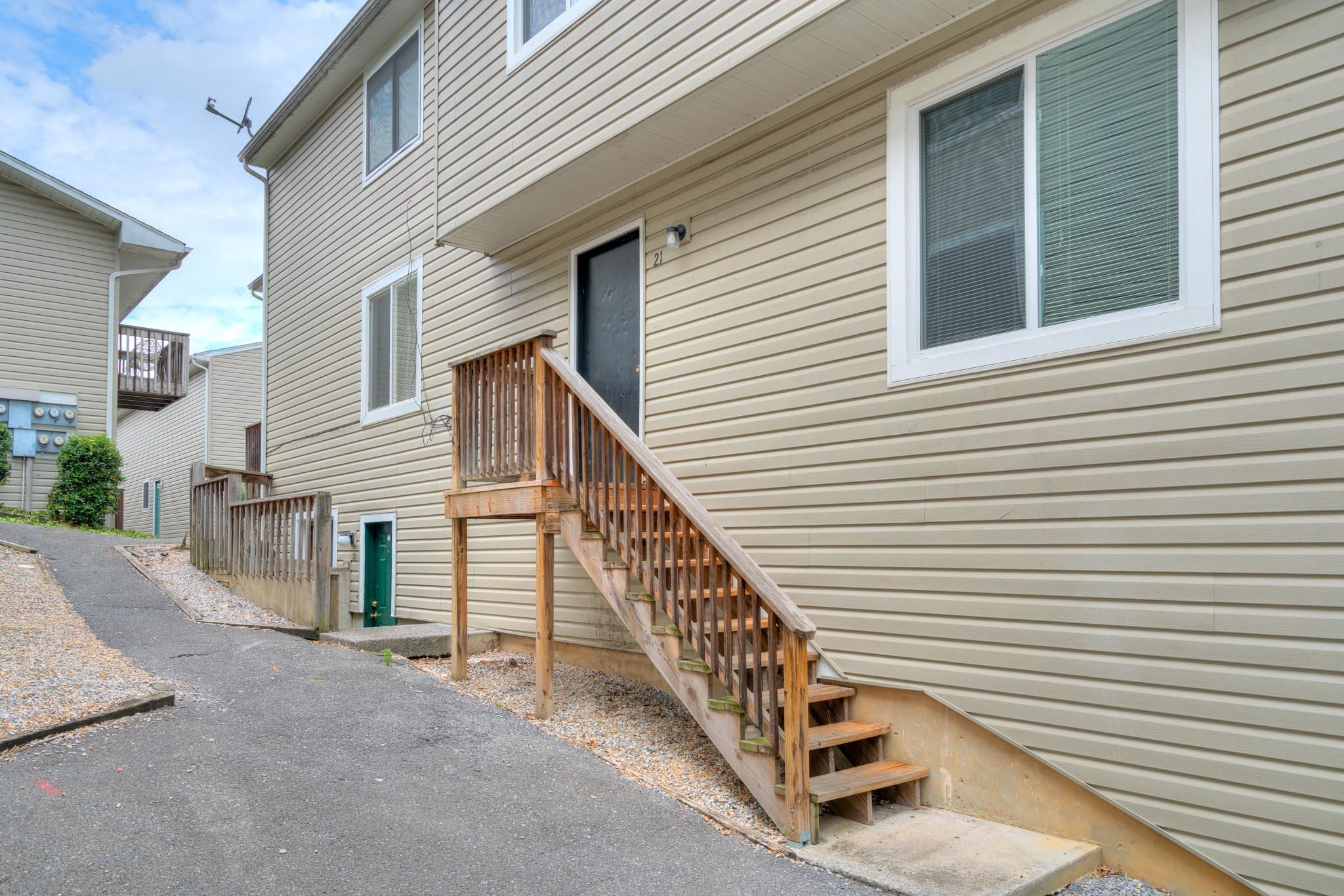 524 Calhoun Street Radford VA 24141