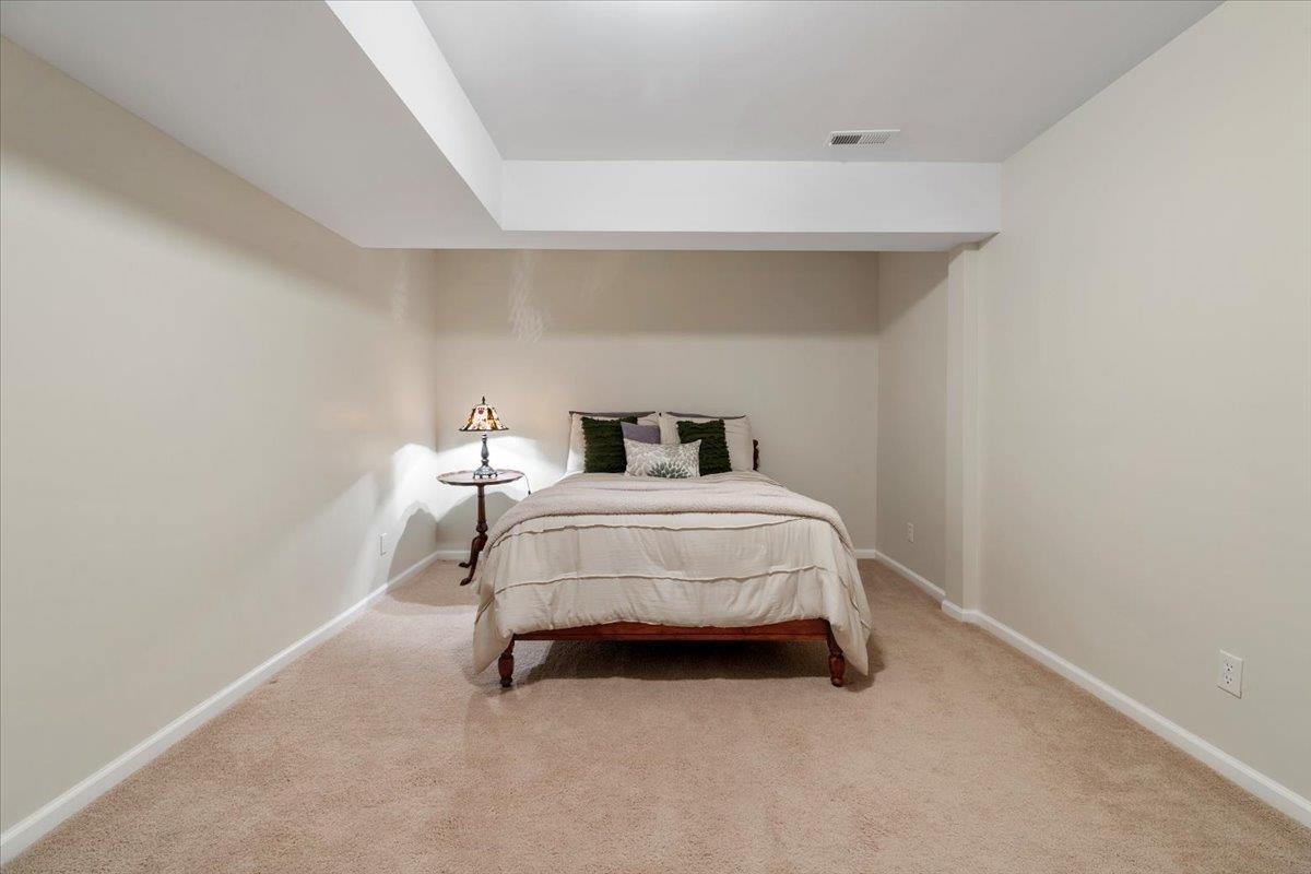 398 Penvir Road Narrows VA 24124