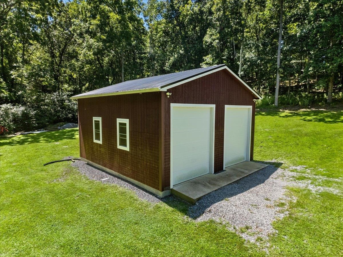 398 Penvir Road Narrows VA 24124