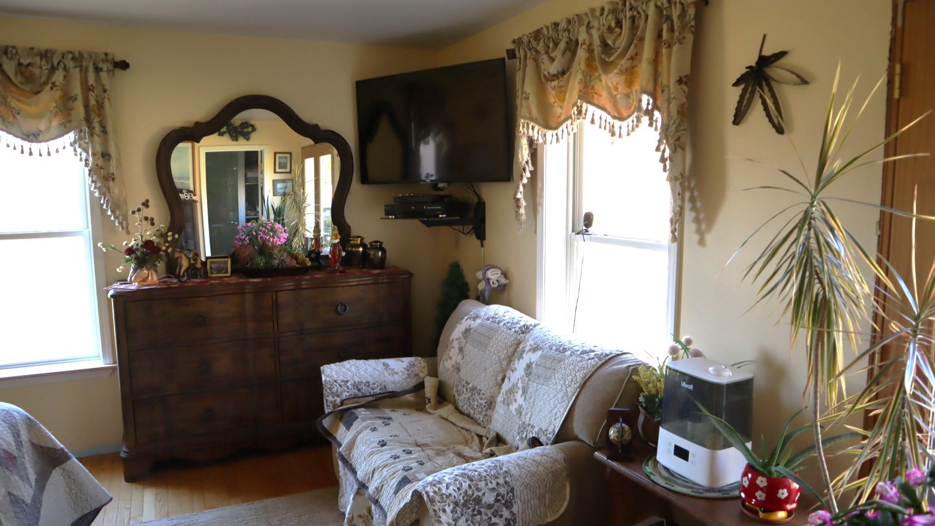 1247 Cannady School Road SE Floyd VA 24091