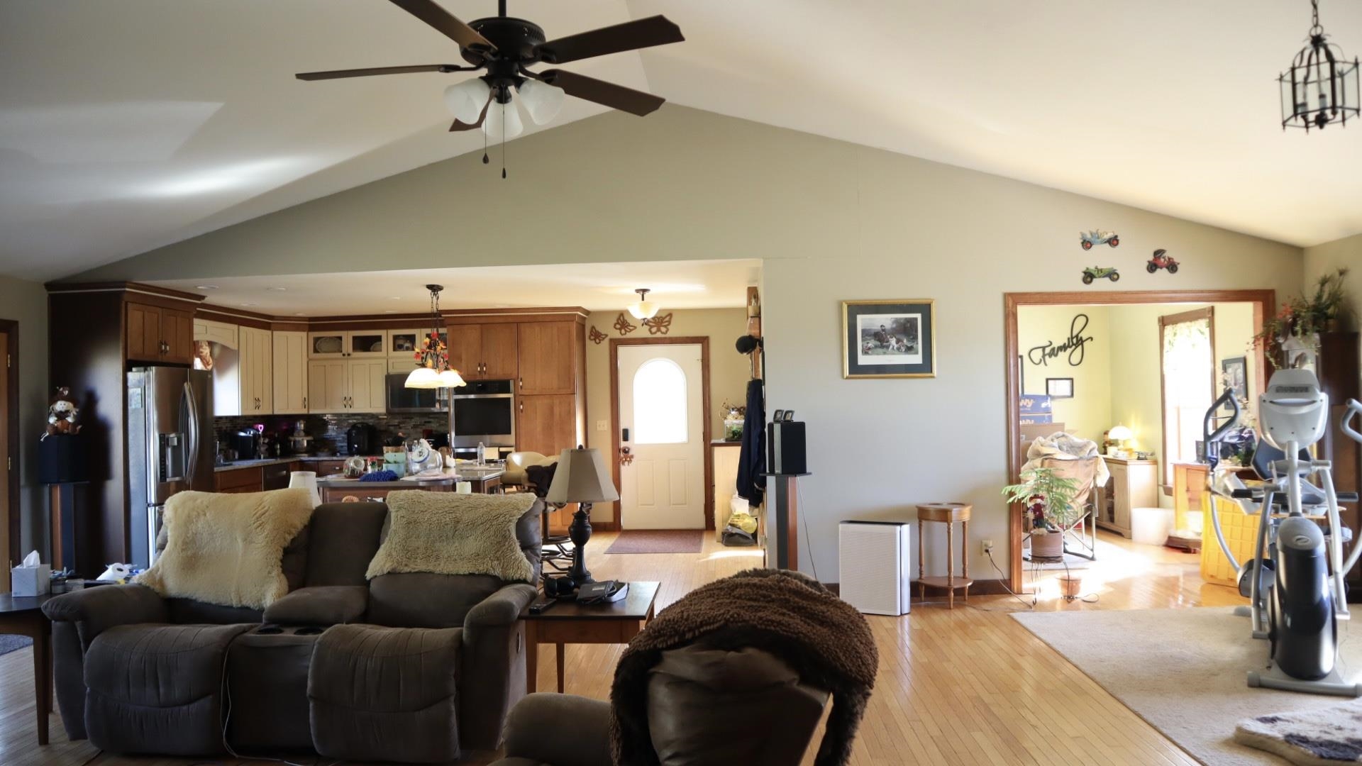 1247 Cannady School Road SE Floyd VA 24091