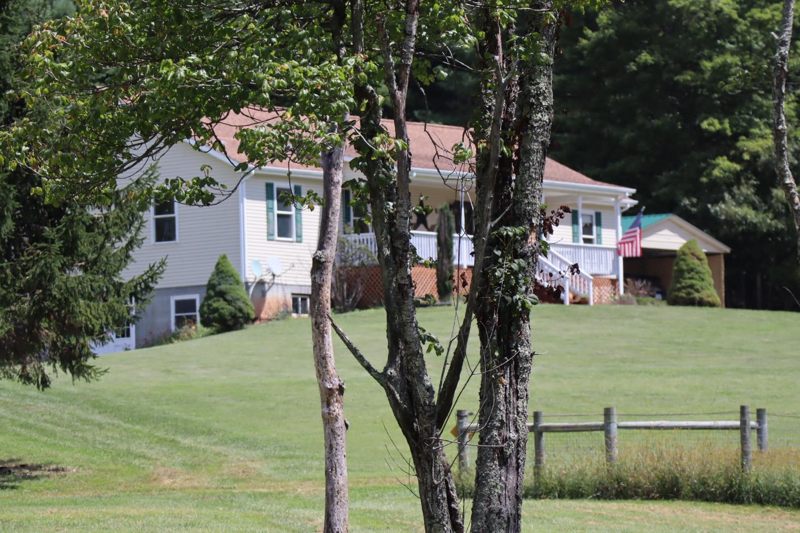 1247 Cannady School Road SE Floyd VA 24091