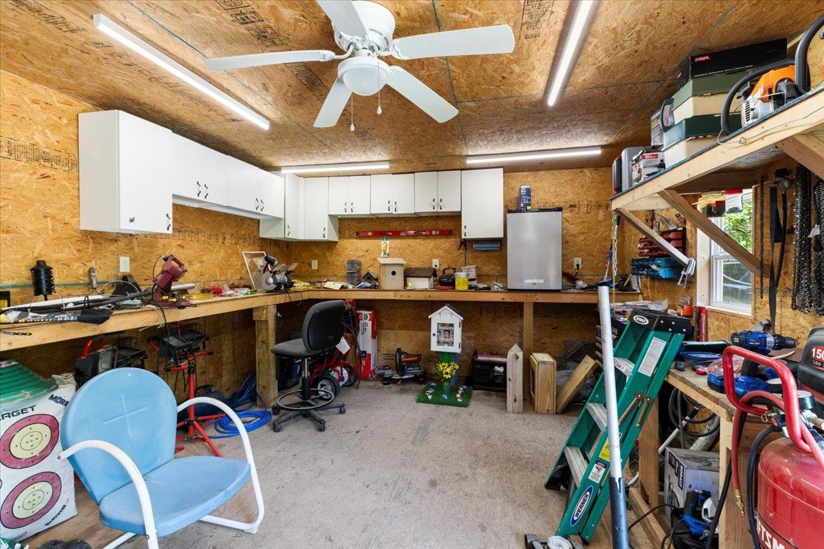 398 Penvir Road Narrows VA 24124