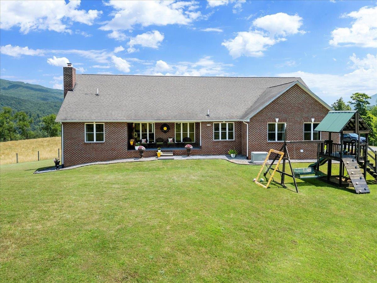 398 Penvir Road Narrows VA 24124