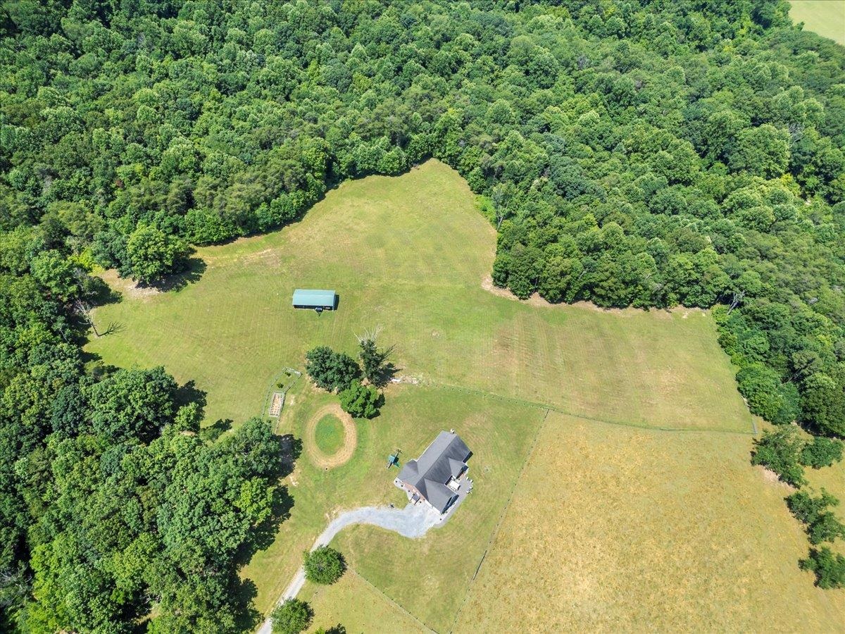 398 Penvir Road Narrows VA 24124