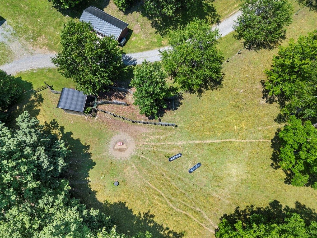 398 Penvir Road Narrows VA 24124