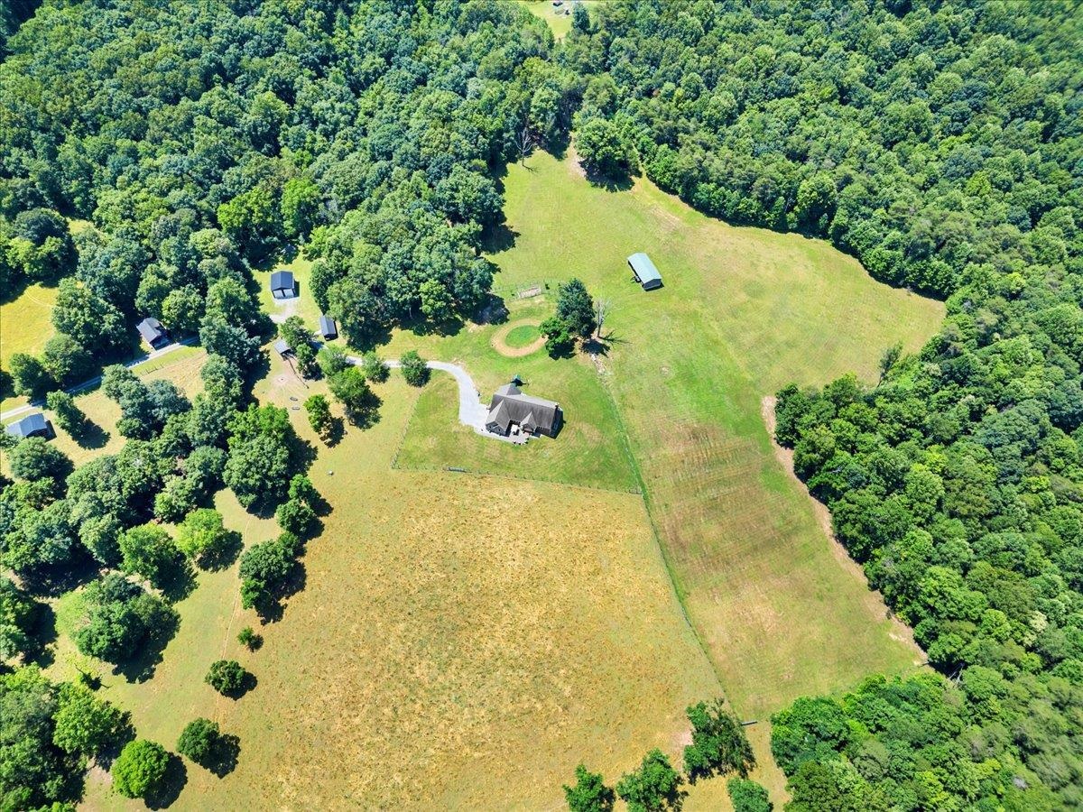 398 Penvir Road Narrows VA 24124