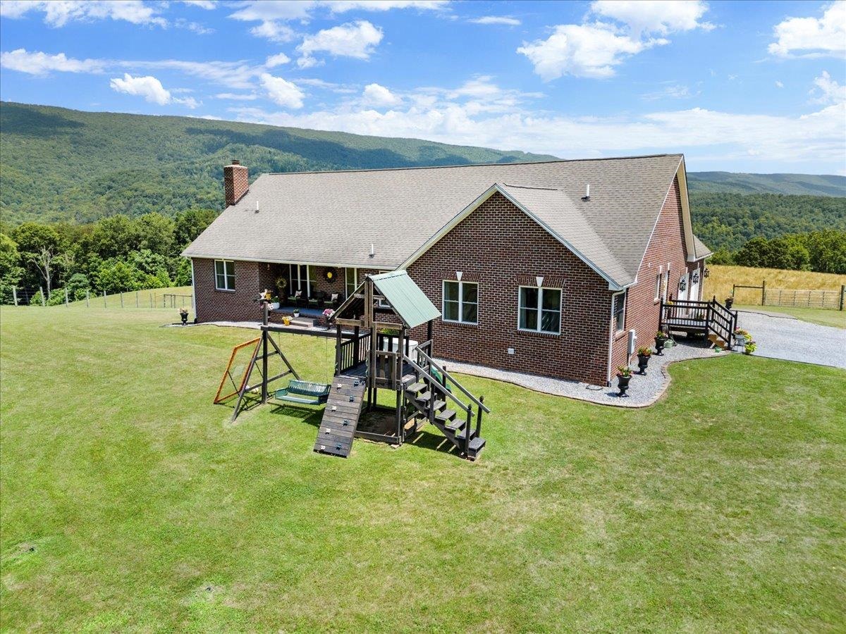 398 Penvir Road Narrows VA 24124