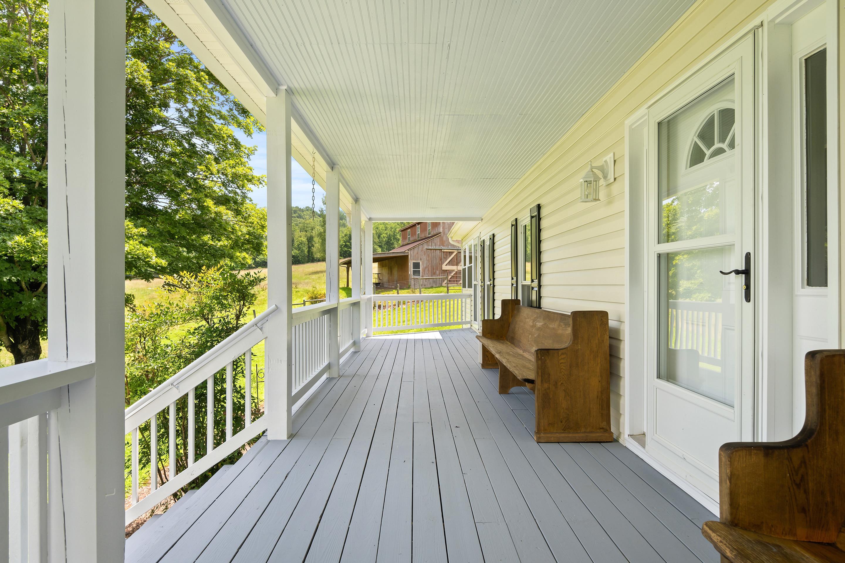 1862 Spring Valley Road Pearisburg VA 24134