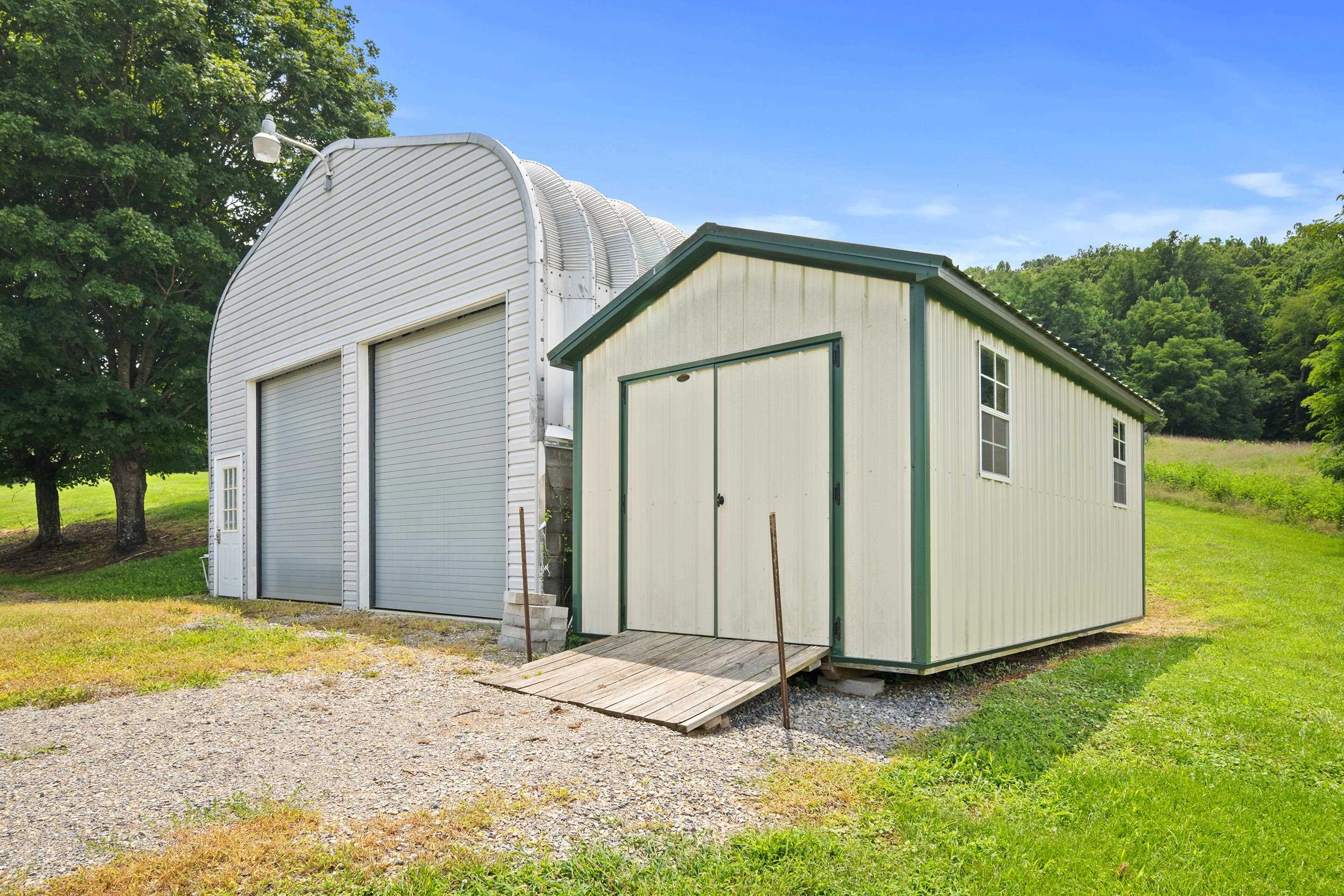 1862 Spring Valley Road Pearisburg VA 24134