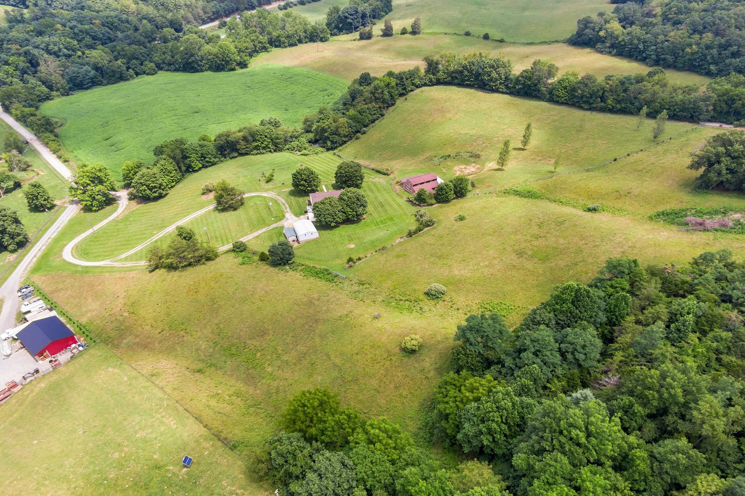 1862 Spring Valley Road Pearisburg VA 24134