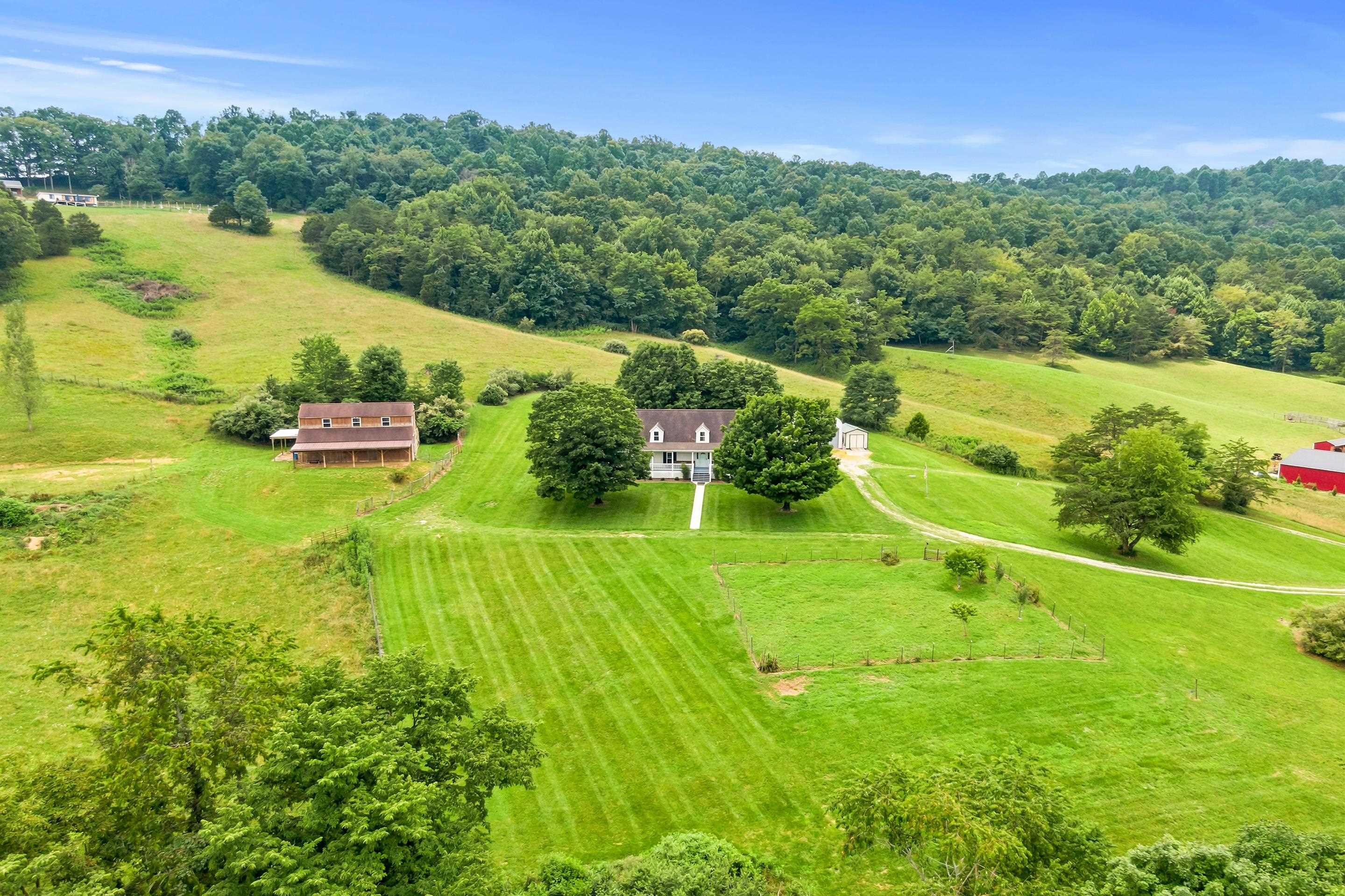 1862 Spring Valley Road Pearisburg VA 24134