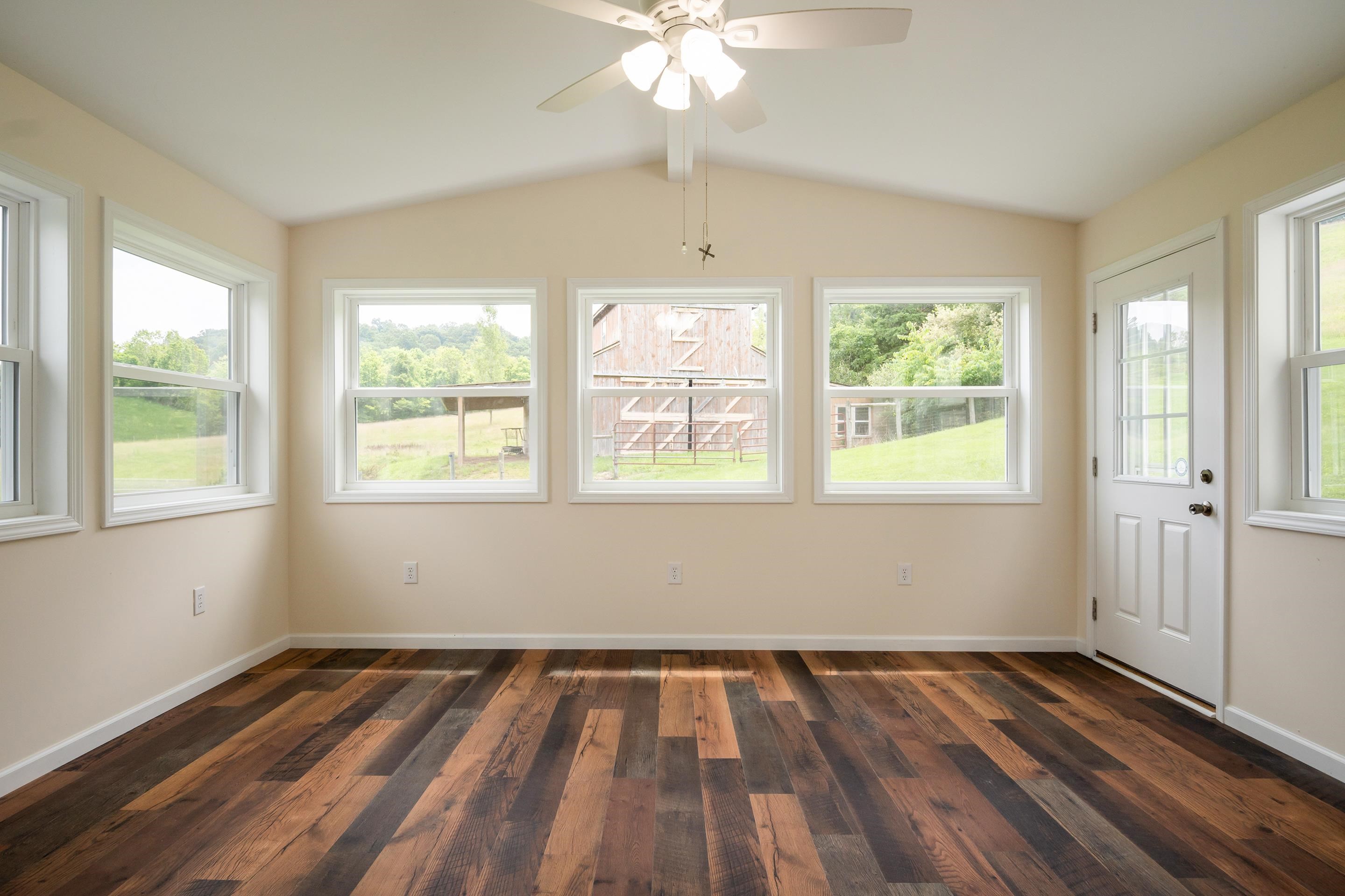 1862 Spring Valley Road Pearisburg VA 24134