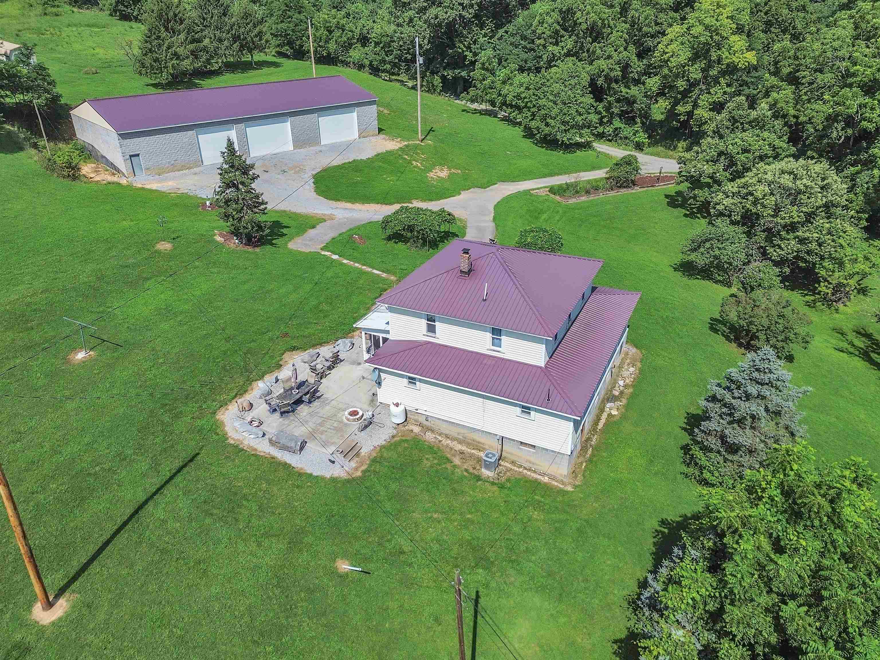 250 E Robertson Mountain Road Narrows VA 24124