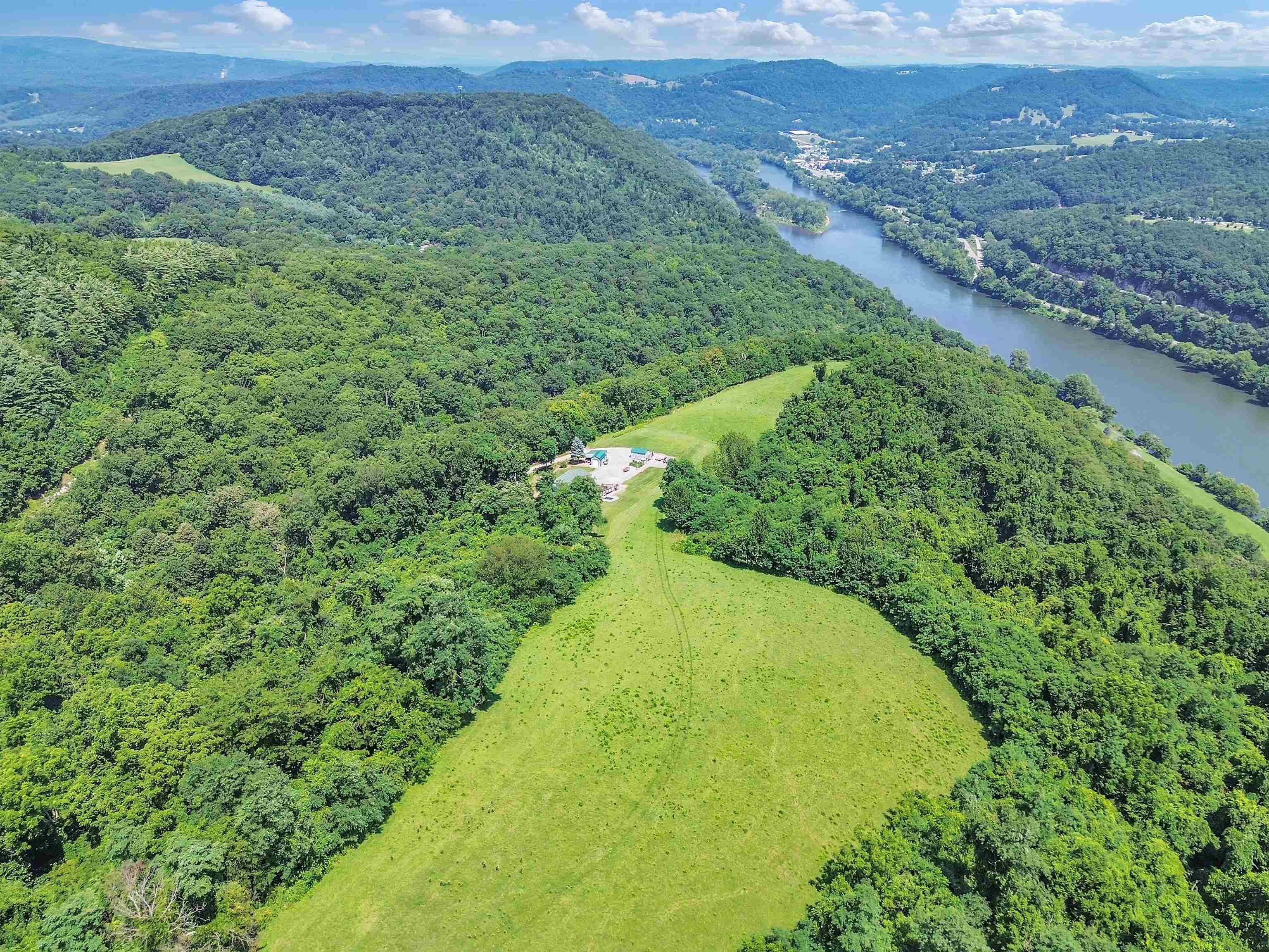 250 E Robertson Mountain Road Narrows VA 24124