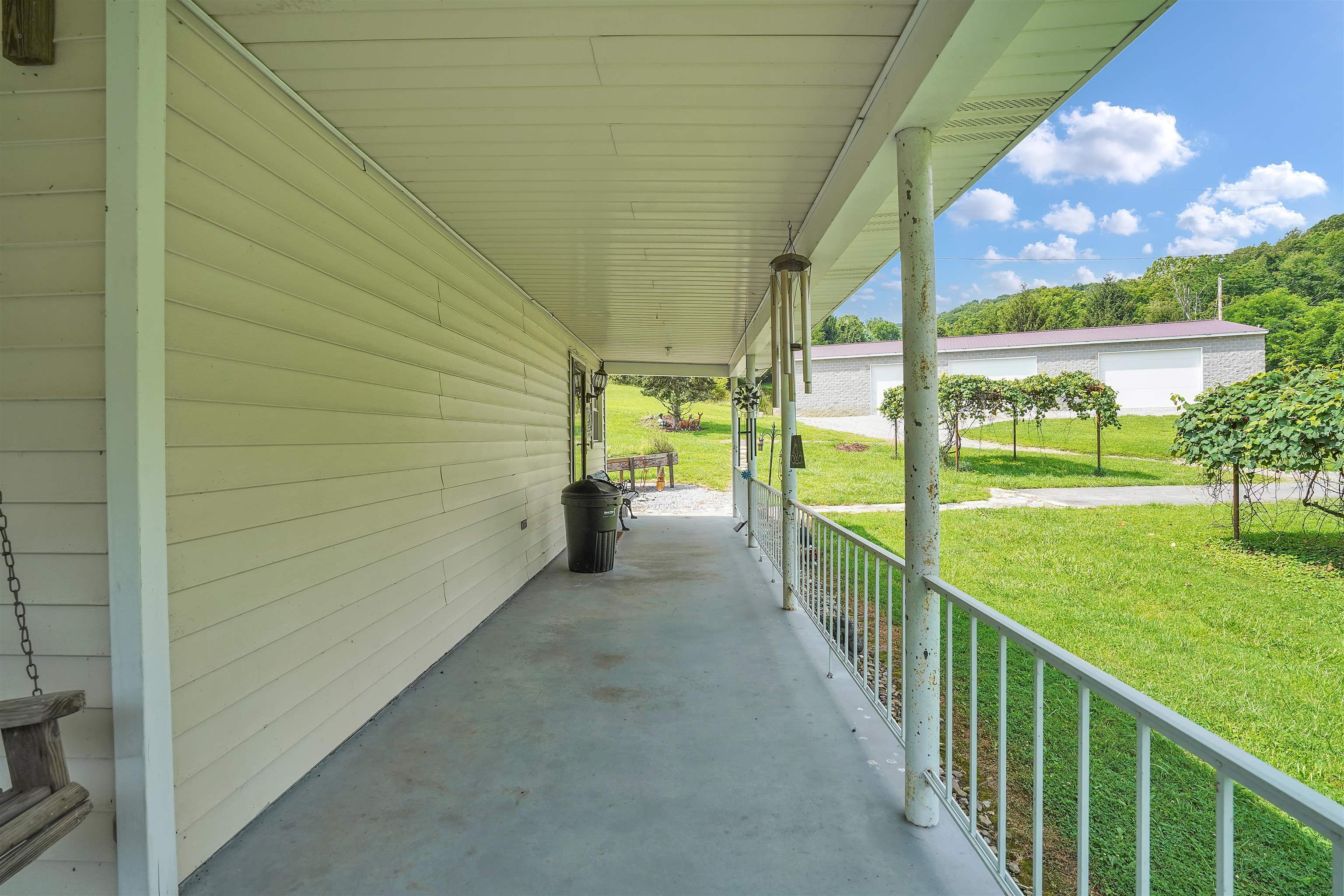 250 E Robertson Mountain Road Narrows VA 24124