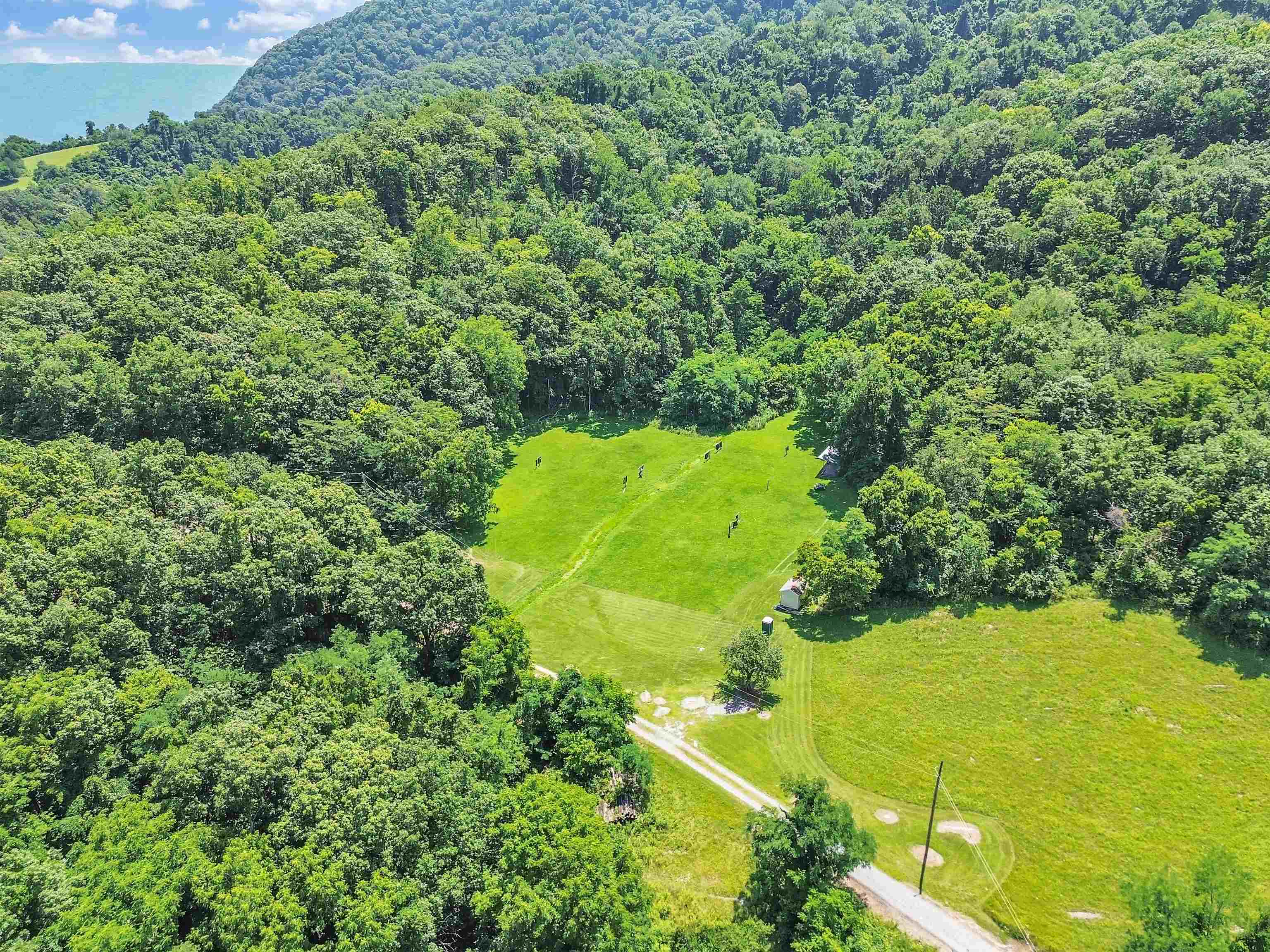 250 E Robertson Mountain Road Narrows VA 24124