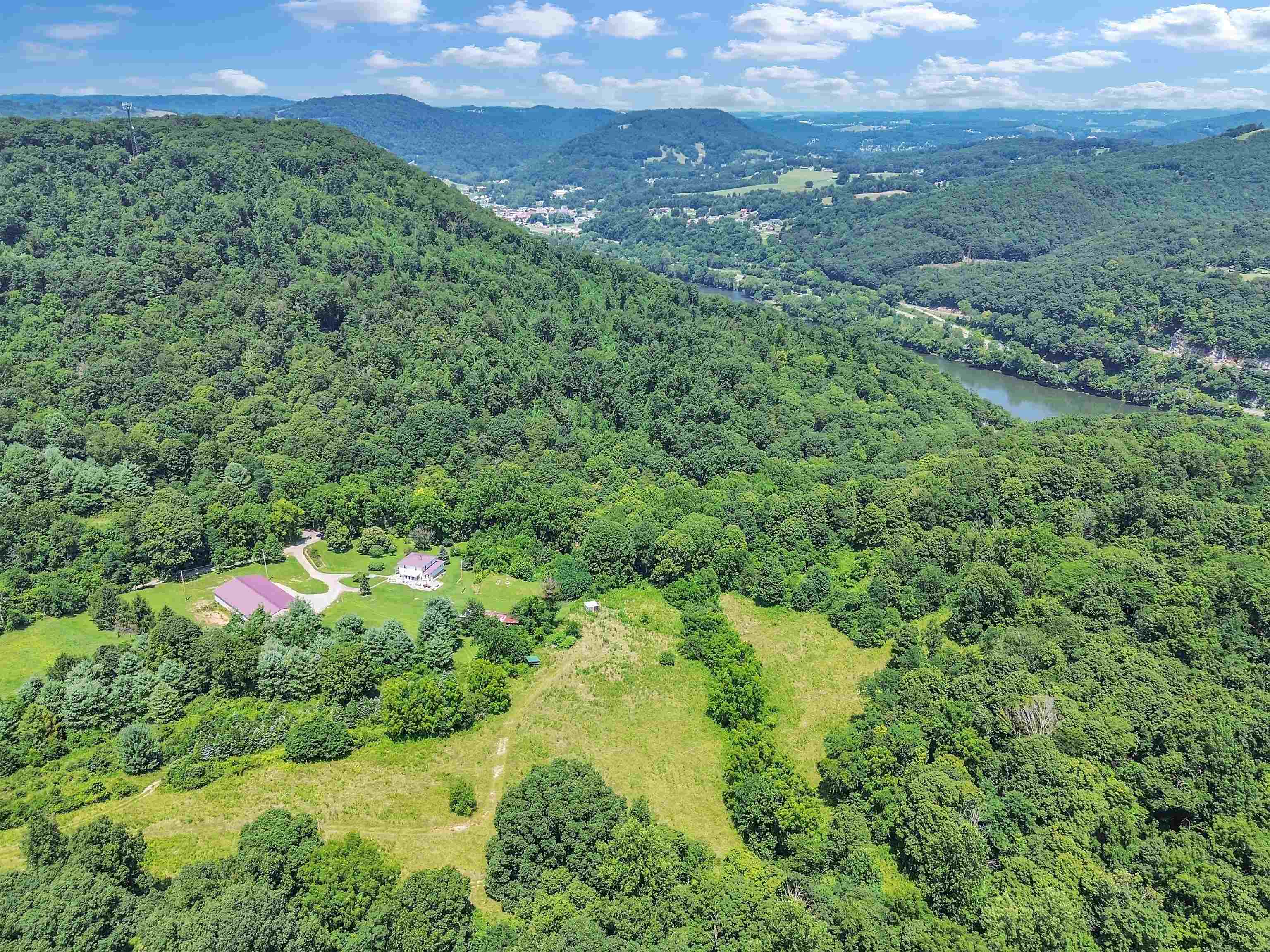 250 E Robertson Mountain Road Narrows VA 24124