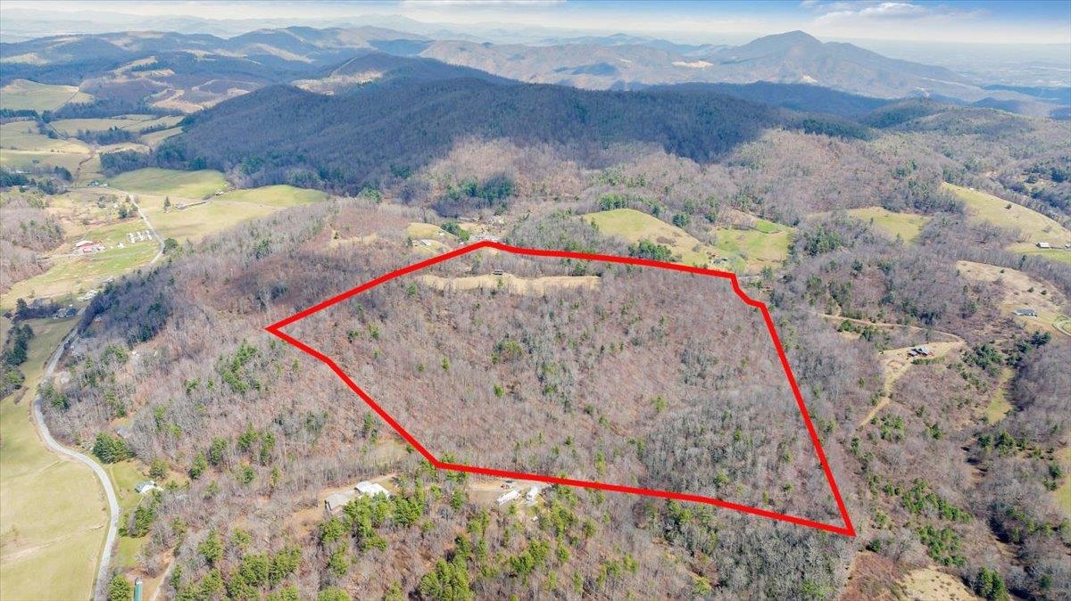 9537-9539 N Floyd Highway N Highway N Copper Hill VA 24079