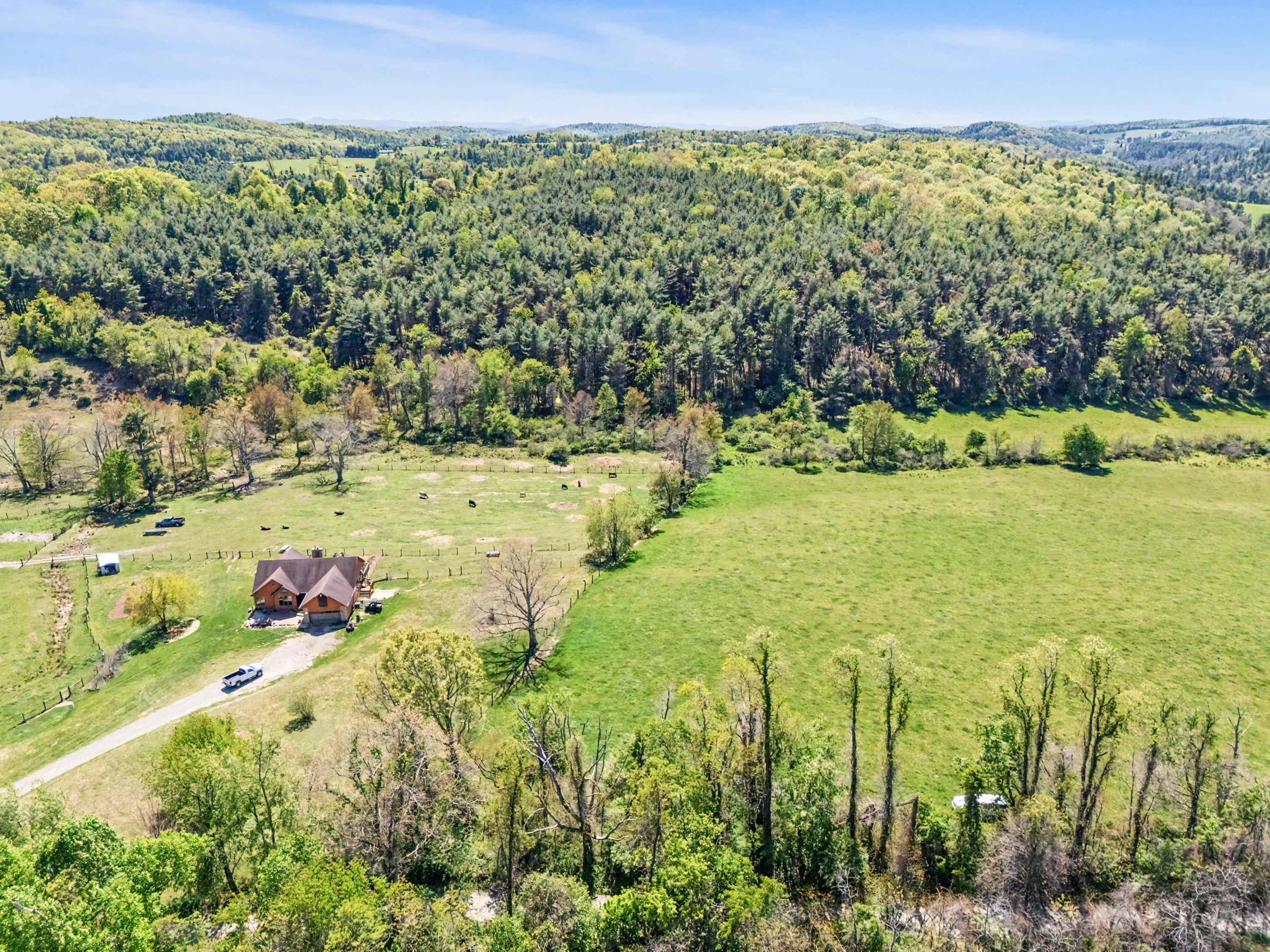 1370 Graysville Road SE Copper Hill VA 24079