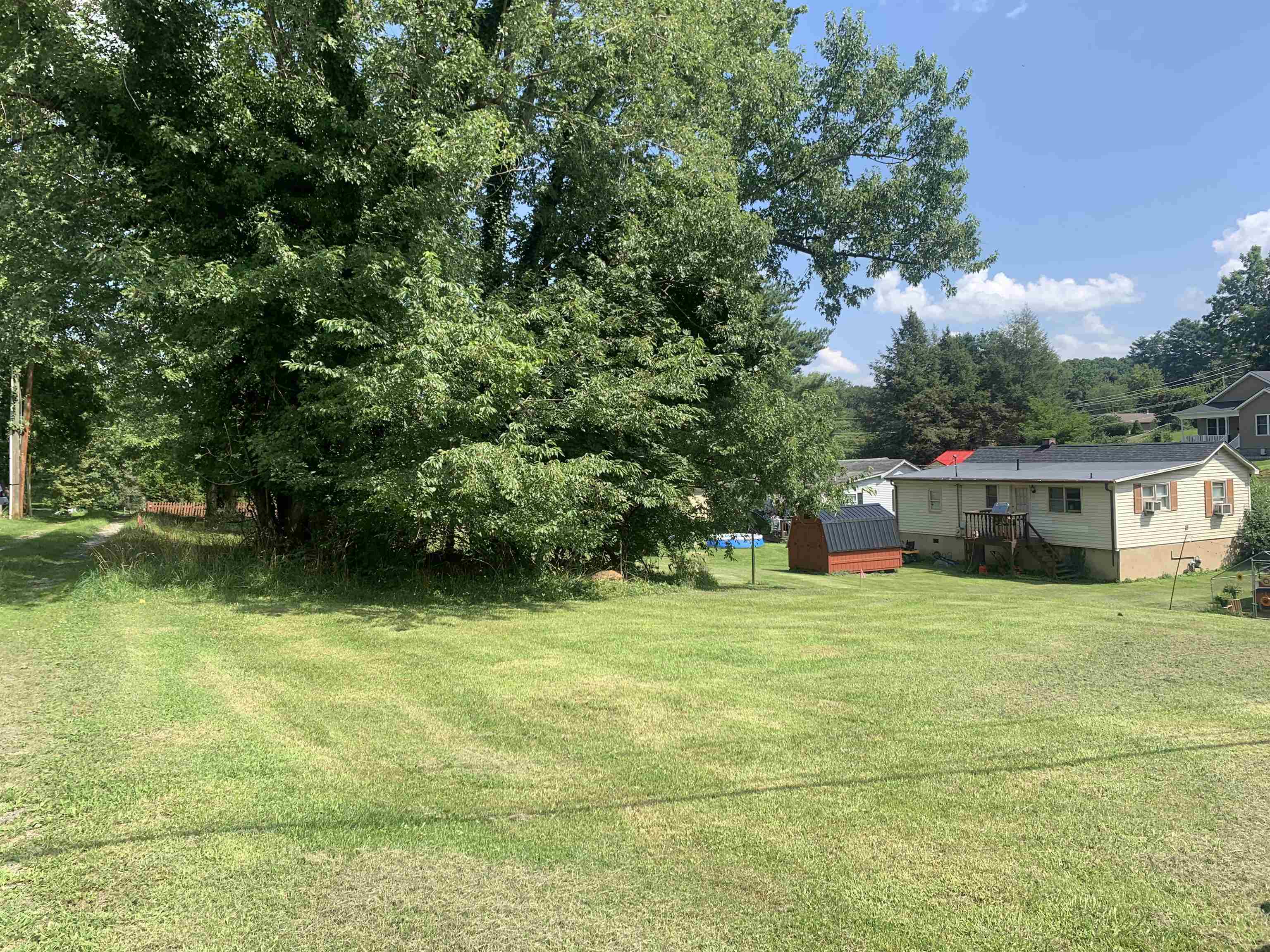 Tbd NW Sanford Street NW Radford VA 24141