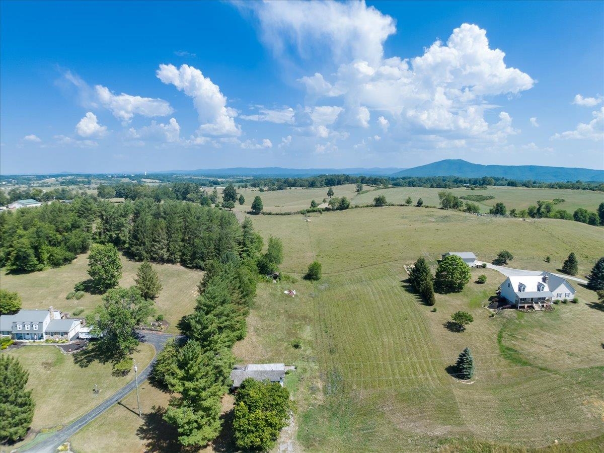 5504 Thornspring Church Road Dublin VA 24084