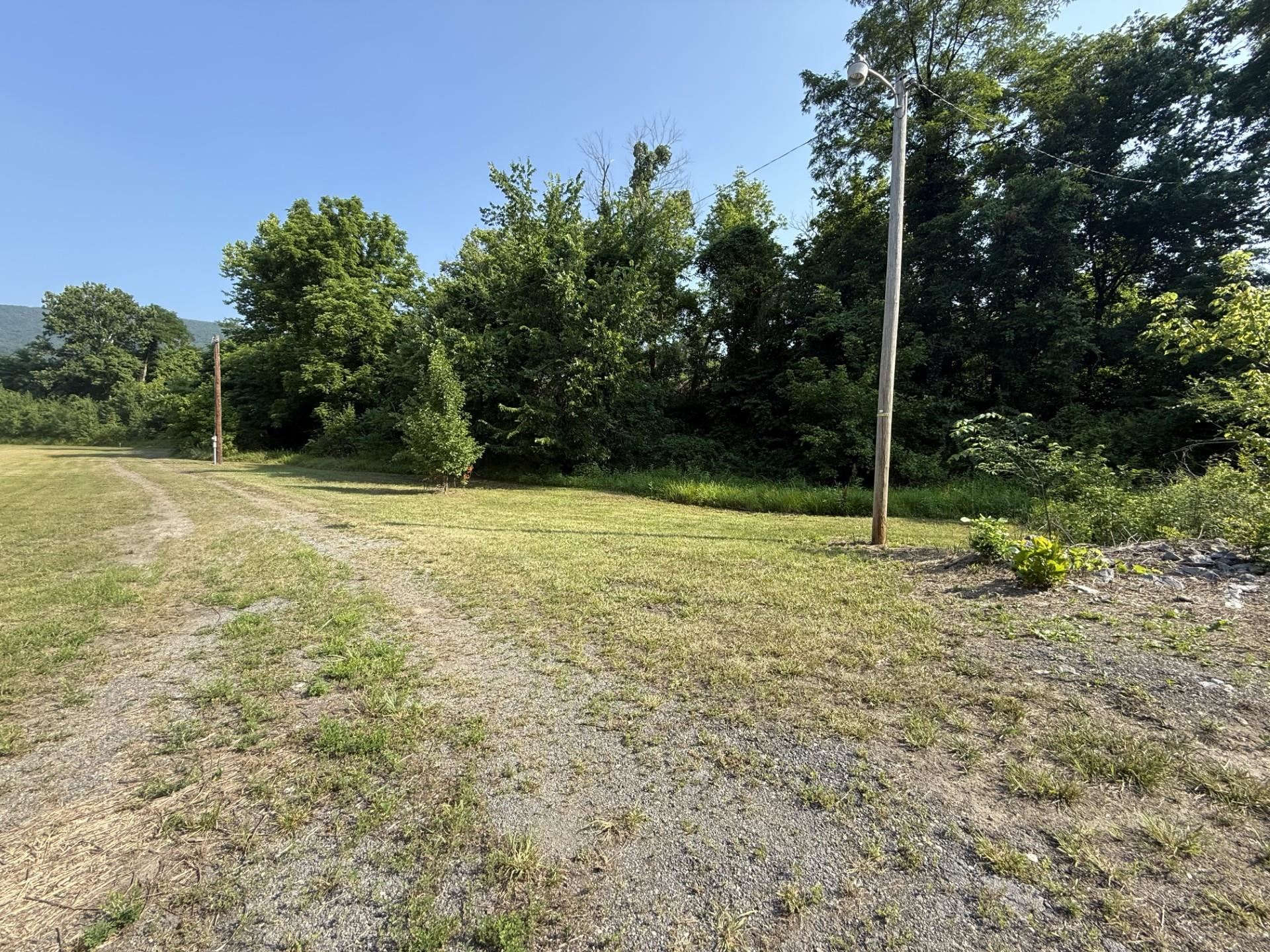 Route 460 Old Virginia Avenue SE Narrows VA 24124