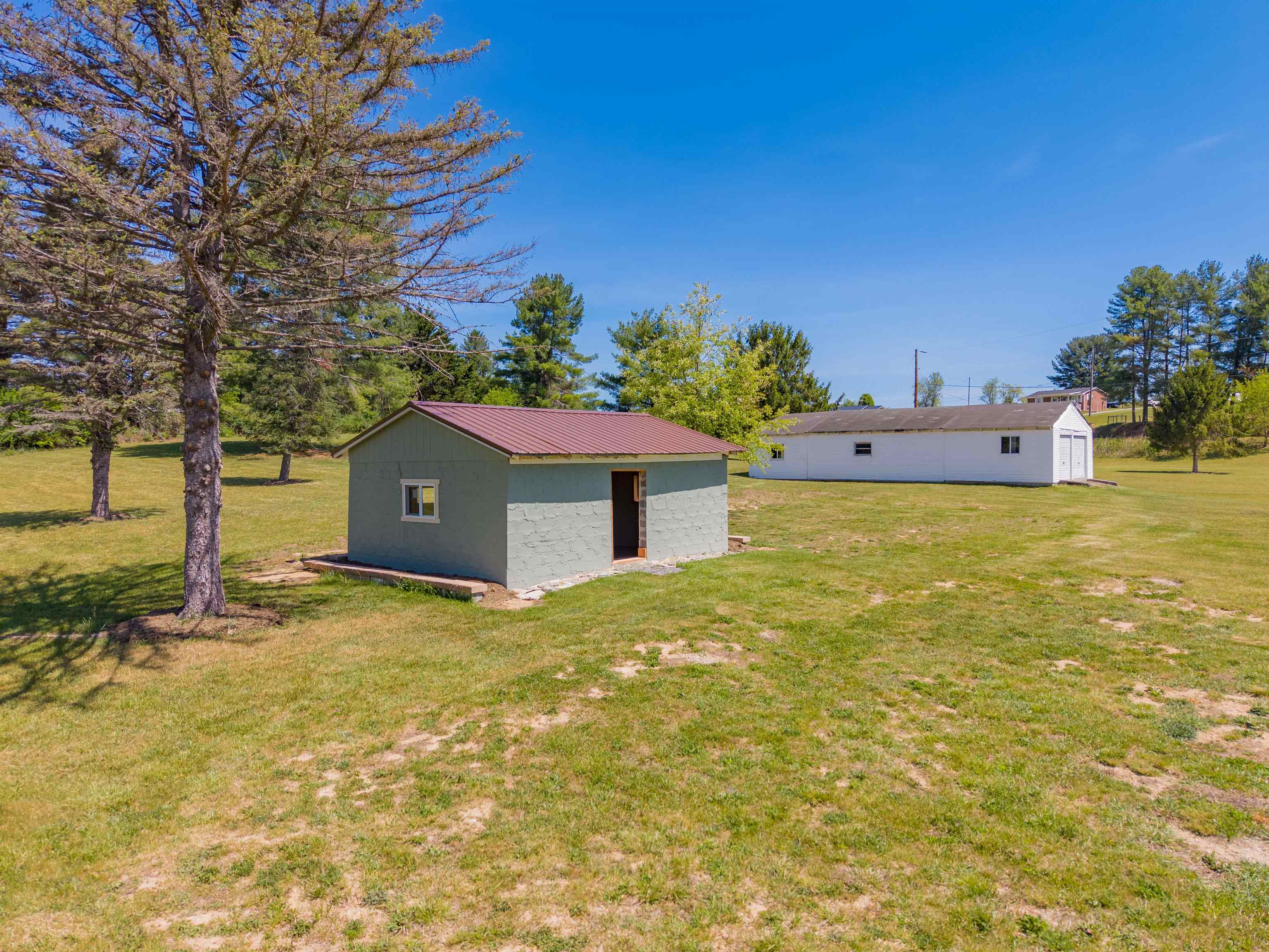 5633 Thornspring Road Pulaski VA 24301