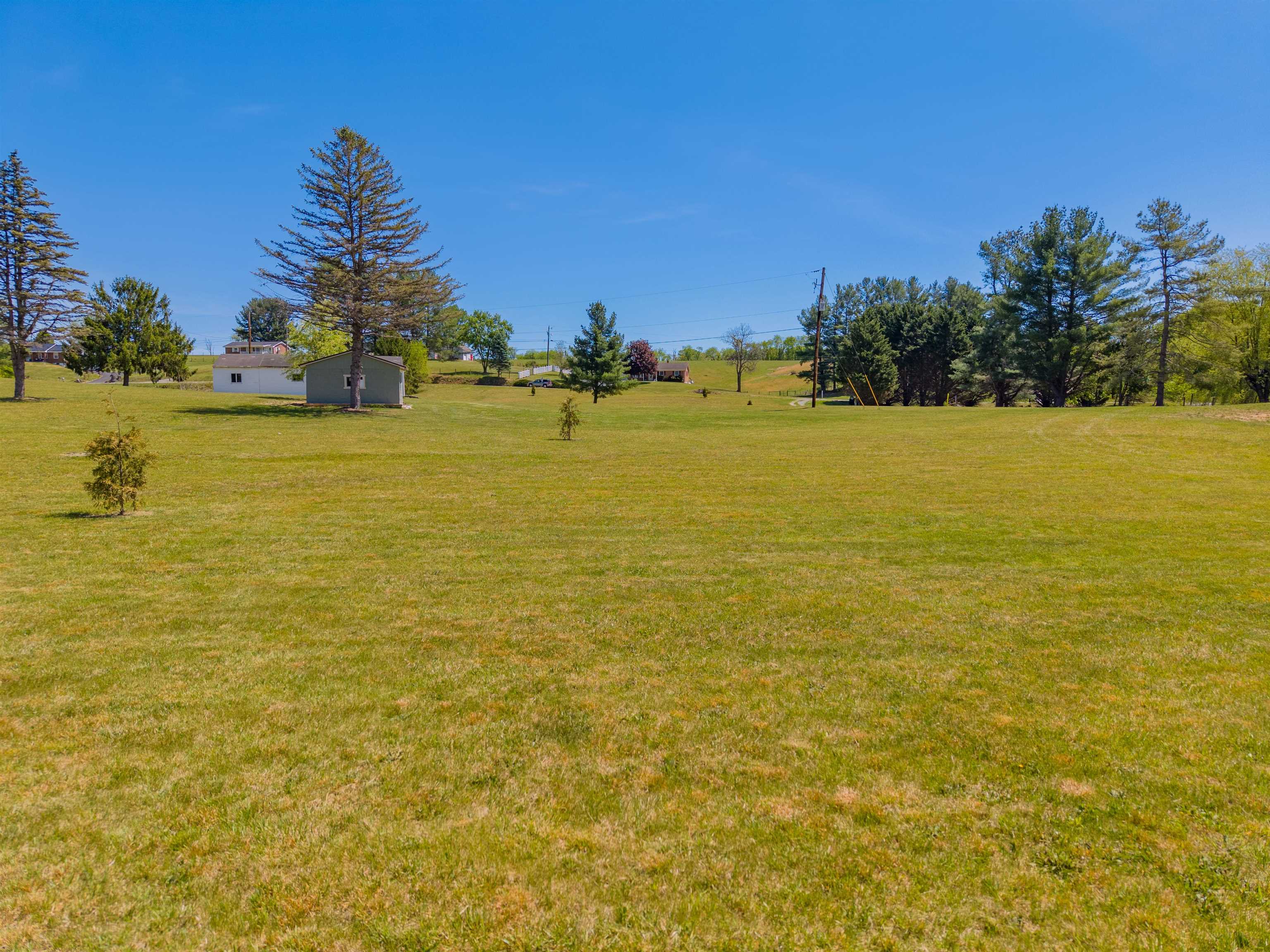 5633 Thornspring Road Pulaski VA 24301