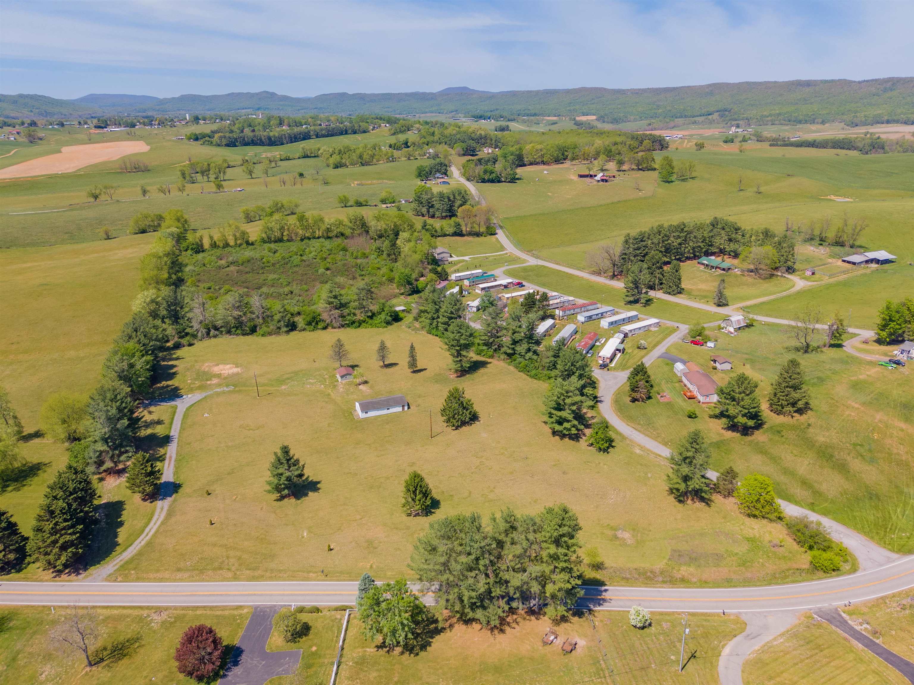 5633 Thornspring Road Pulaski VA 24301