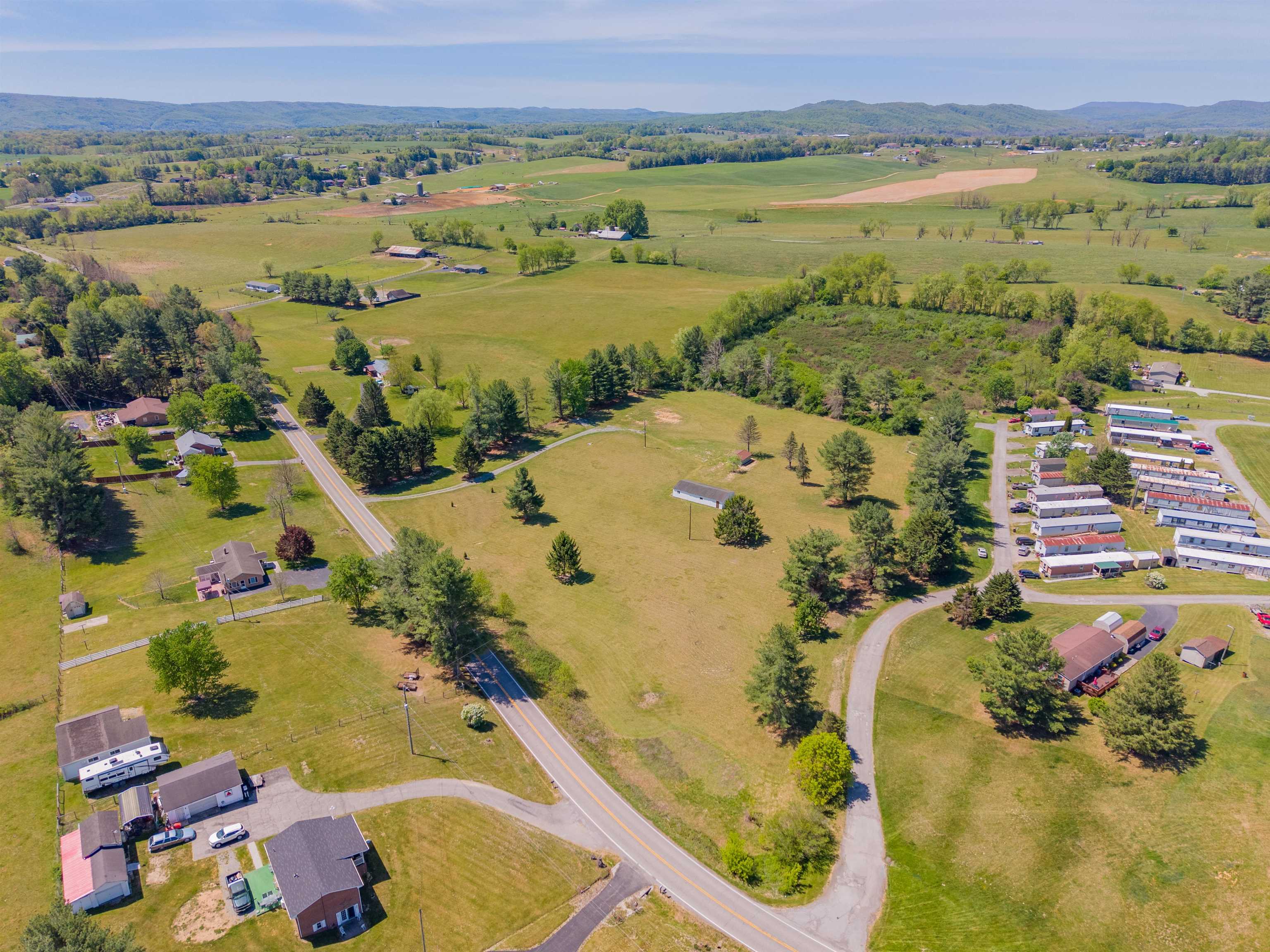 5633 Thornspring Road Pulaski VA 24301