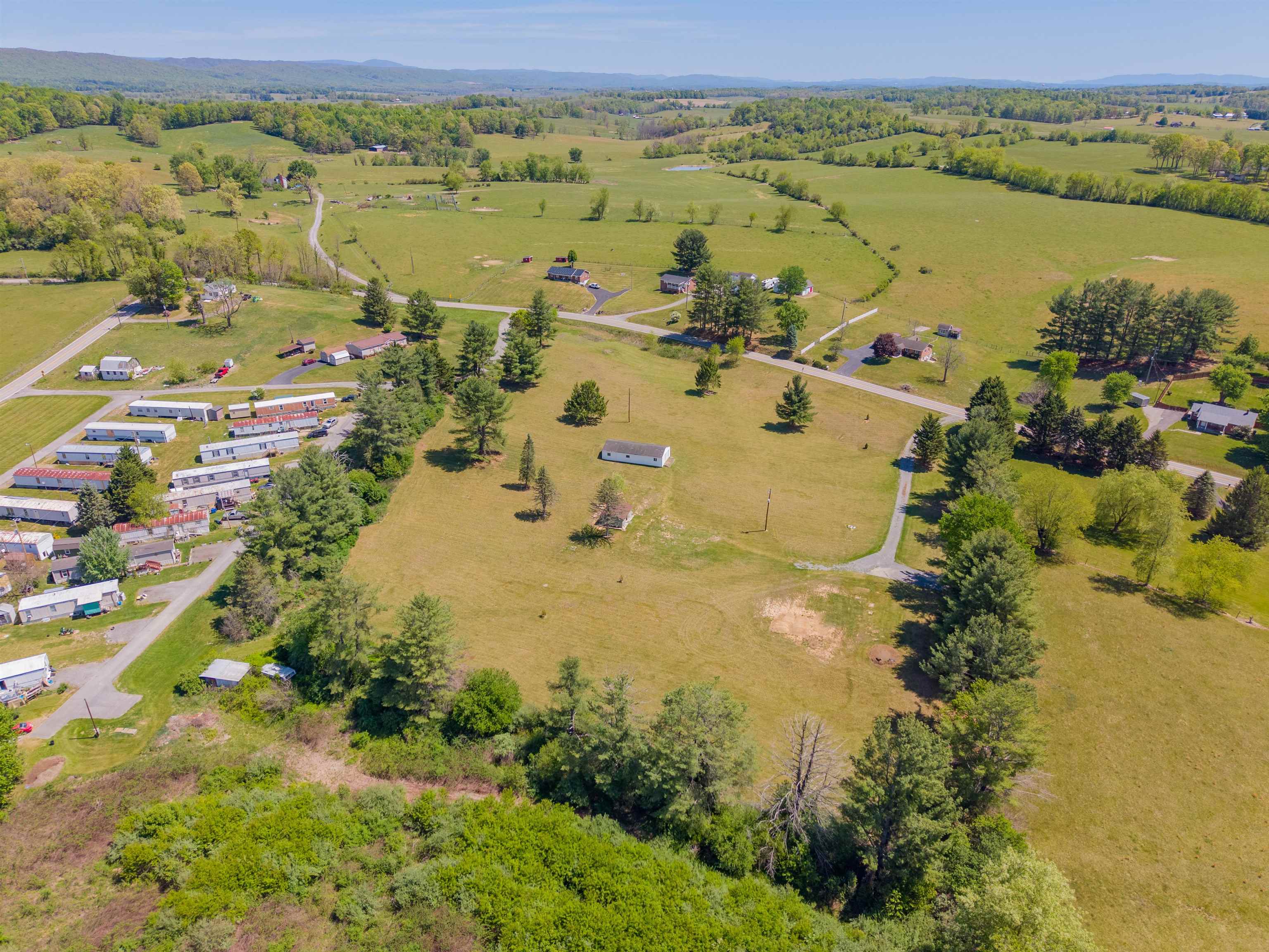 5633 Thornspring Road Pulaski VA 24301