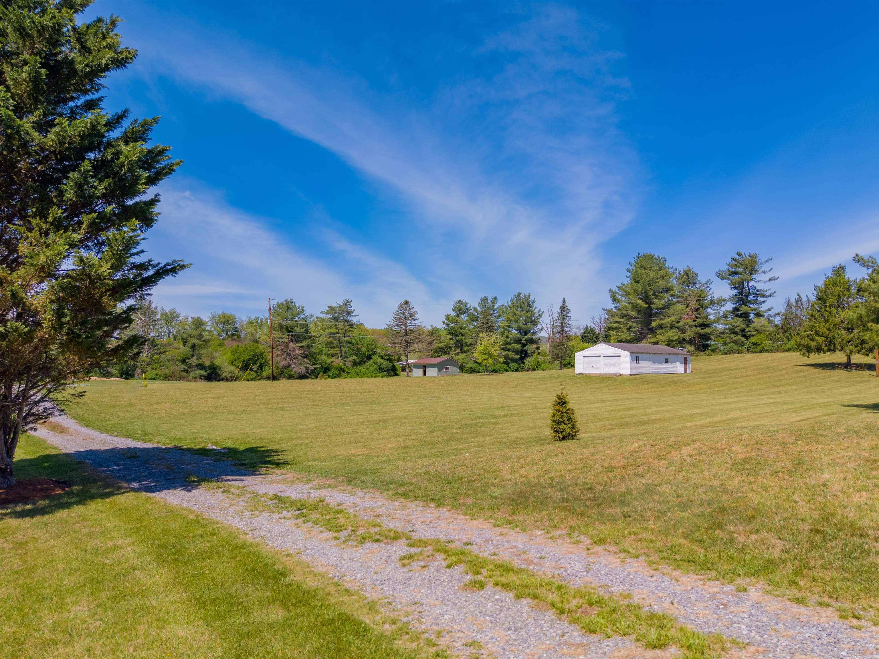 5633 Thornspring Road Pulaski VA 24301