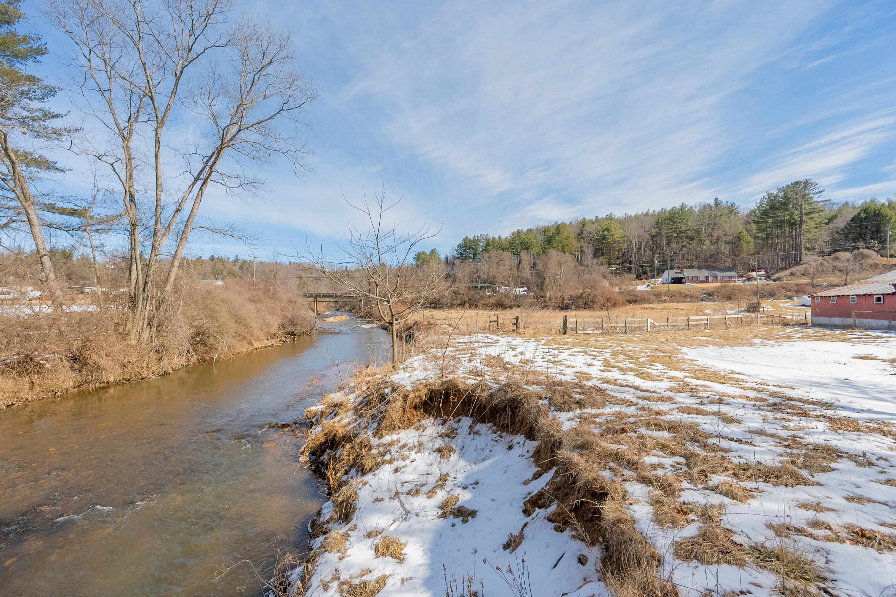 226 Chestnut Drive Galax VA 24333