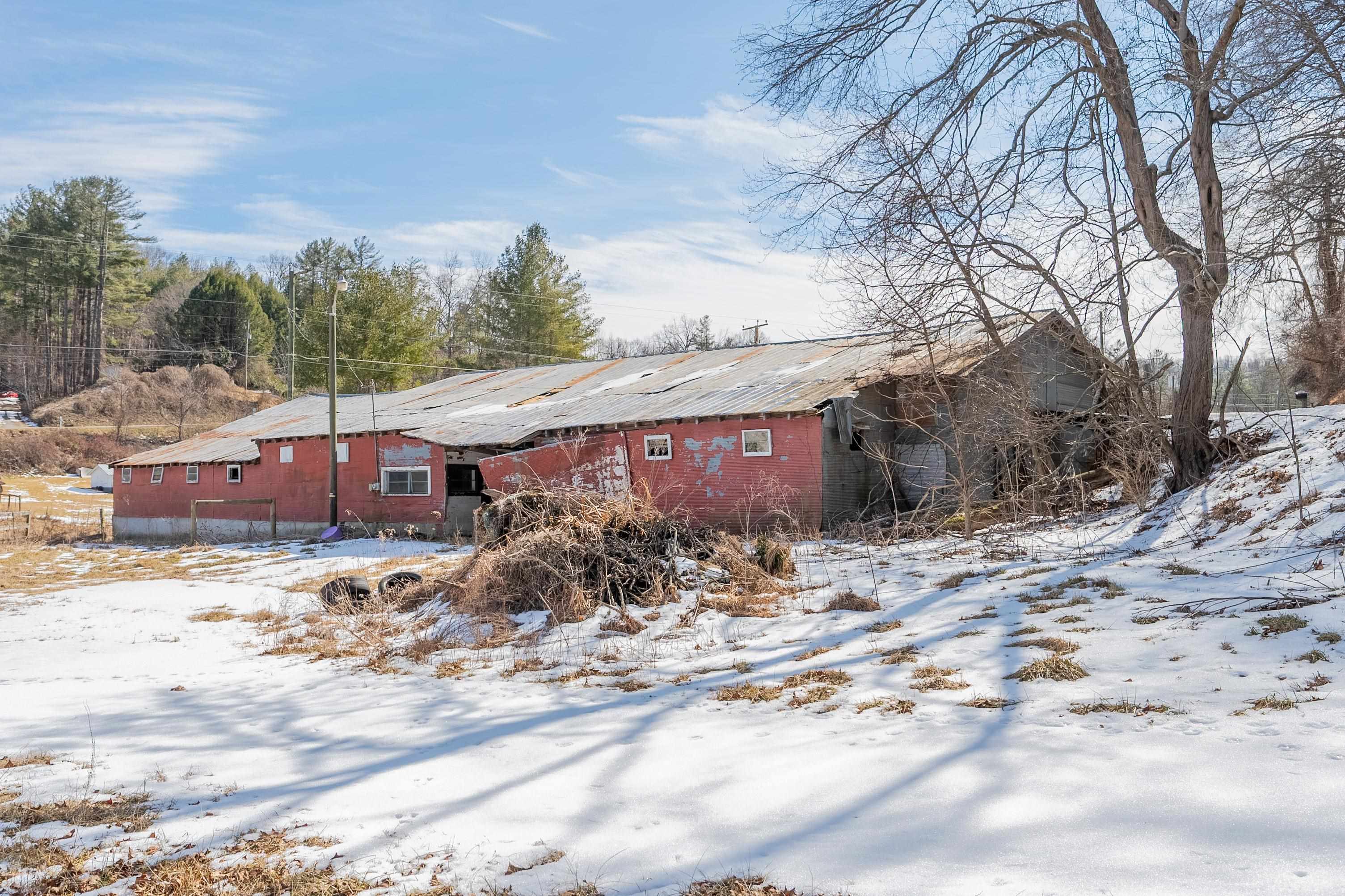 226 Chestnut Drive Galax VA 24333