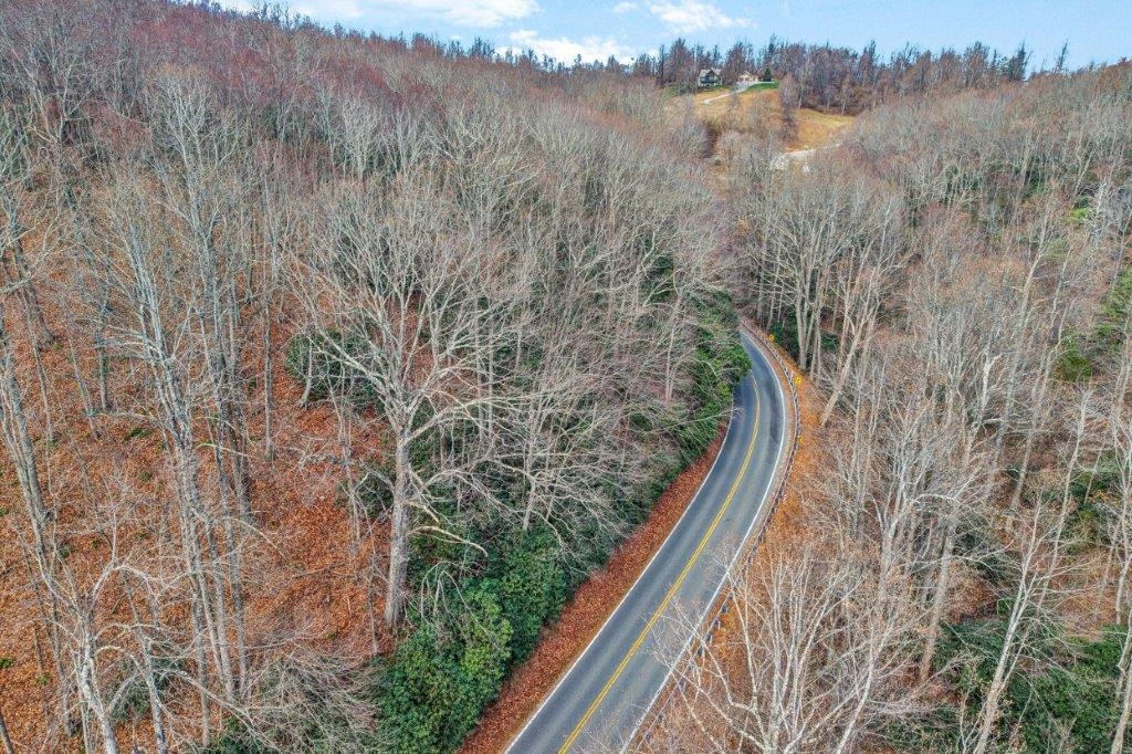 15885 Woolvine Highway Floyd VA 24091