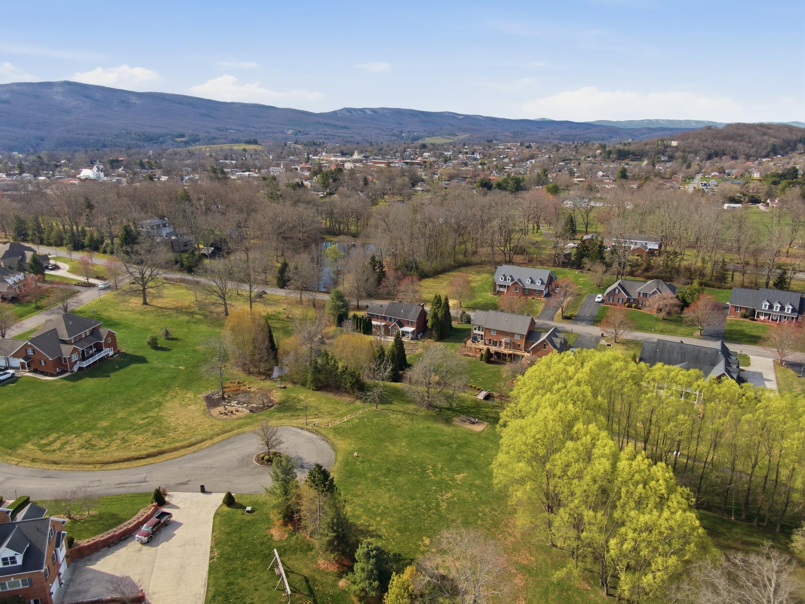 Tbd Davis Circle Wytheville VA 24382