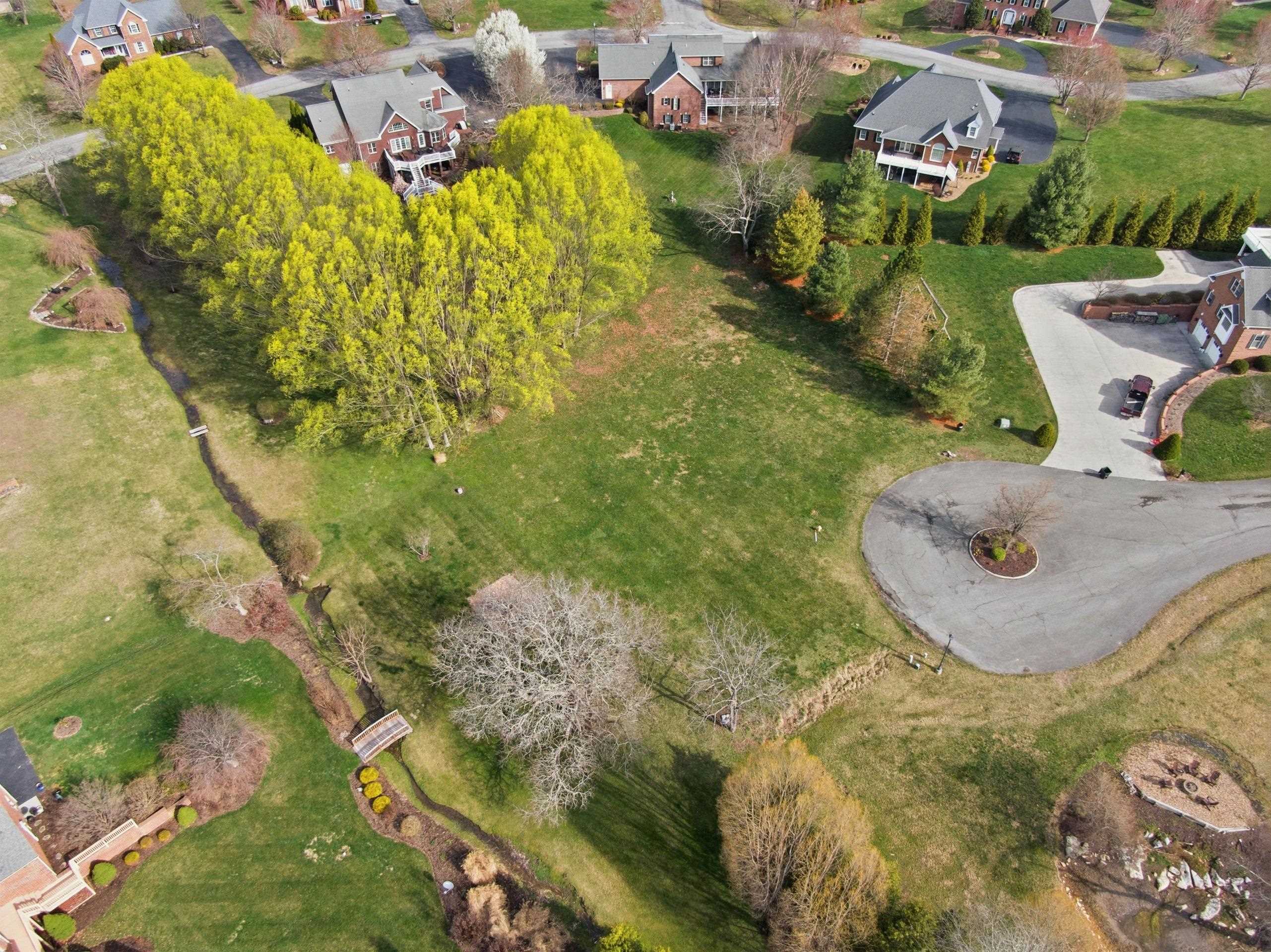 Tbd Davis Circle Wytheville VA 24382