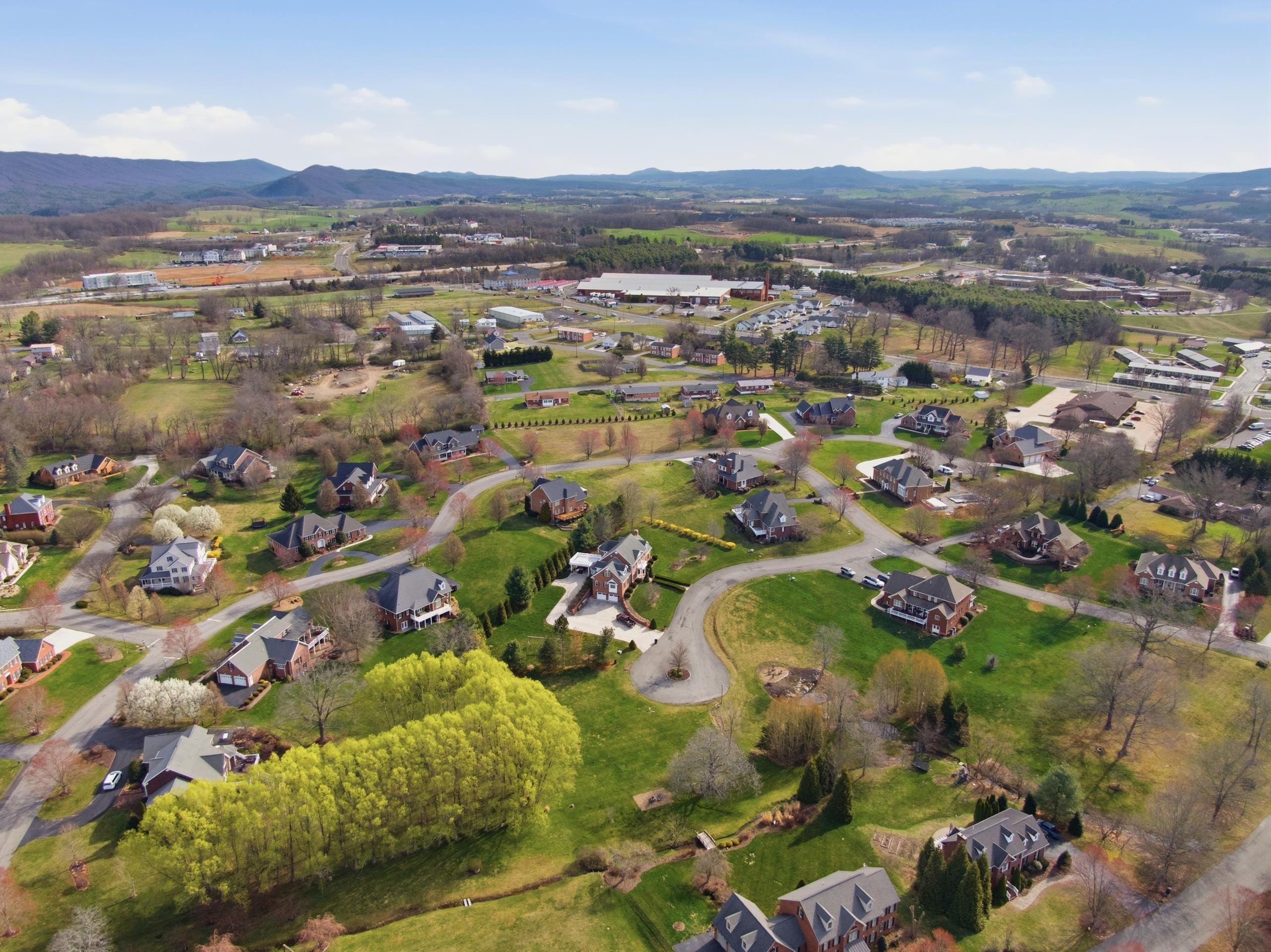 Tbd Davis Circle Wytheville VA 24382