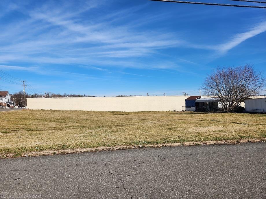 151 Valley Street Pulaski VA 24301