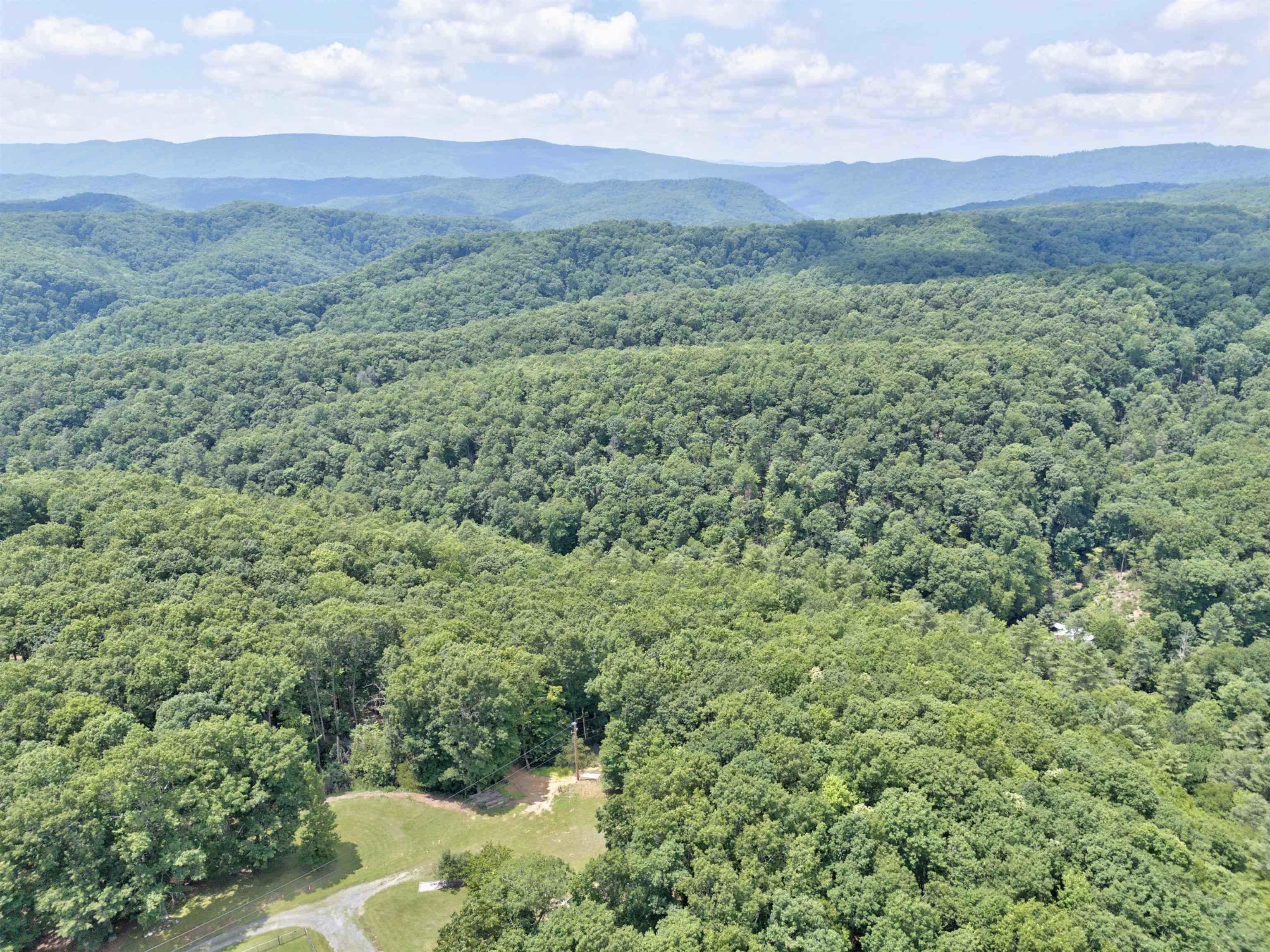 102 Mossy Oak Lane Bland VA 24315