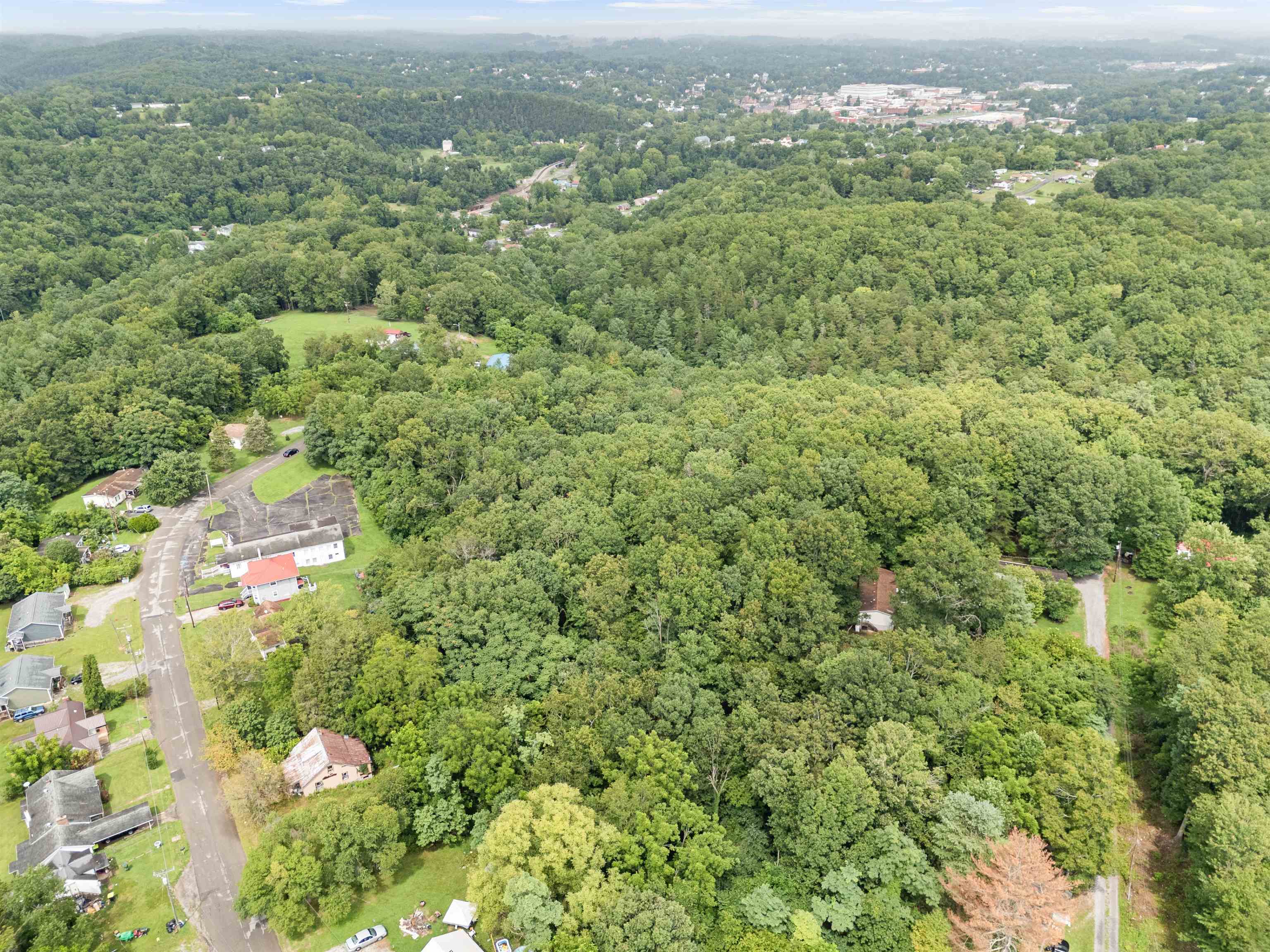 1703 Case Knife Road Pulaski VA 24301
