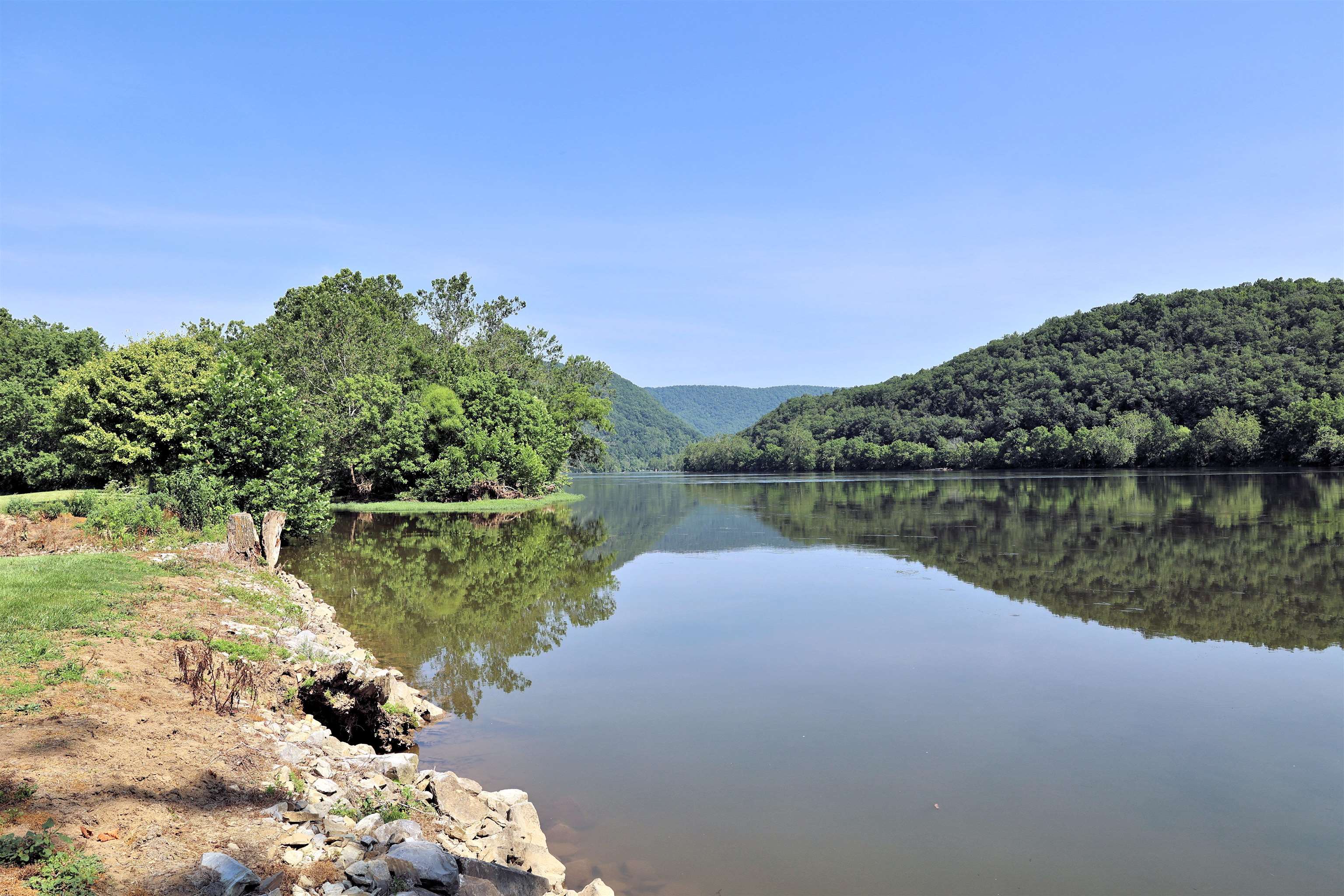 7966 Parrott River Road Parrott VA 24132