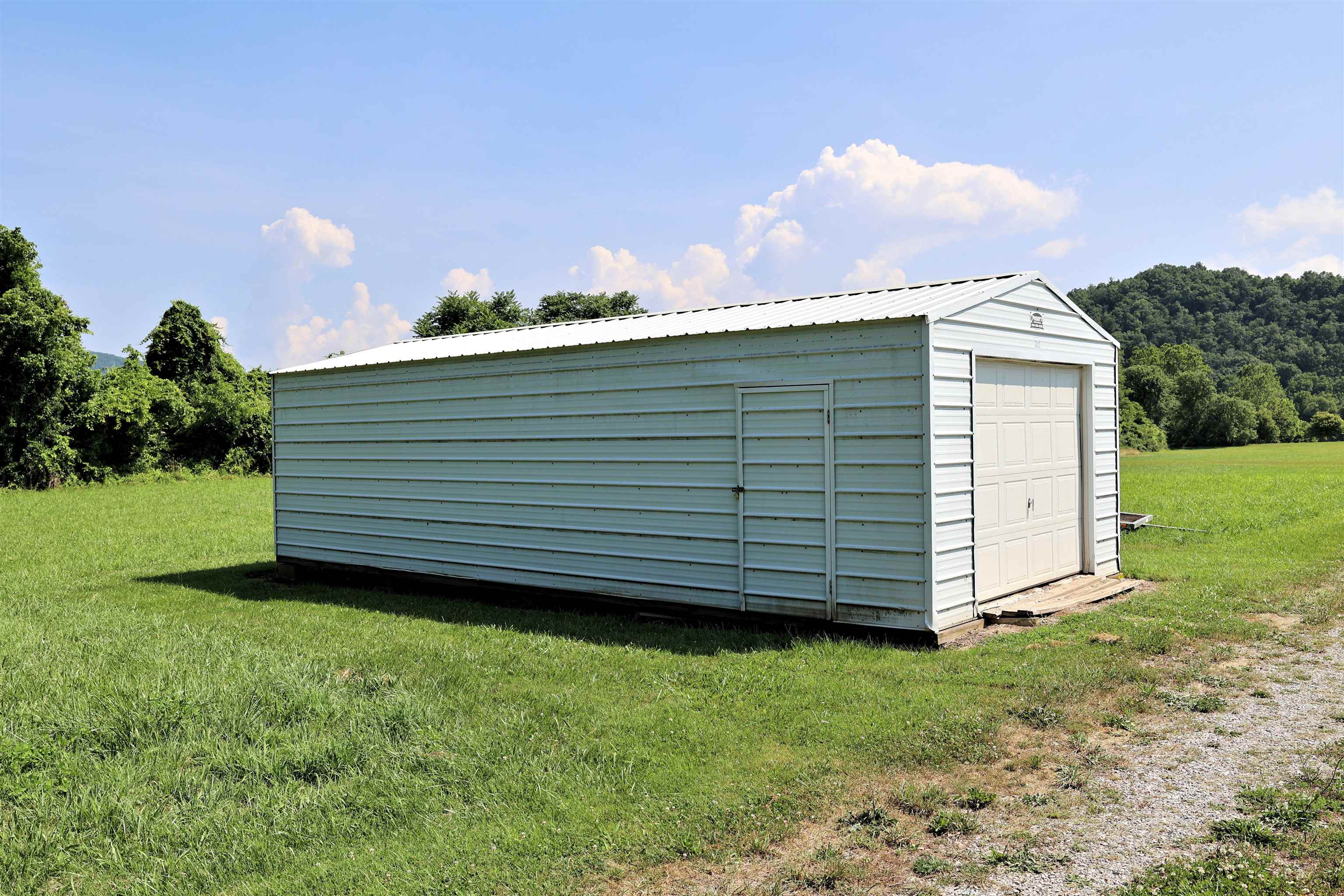 7966 Parrott River Road Parrott VA 24132