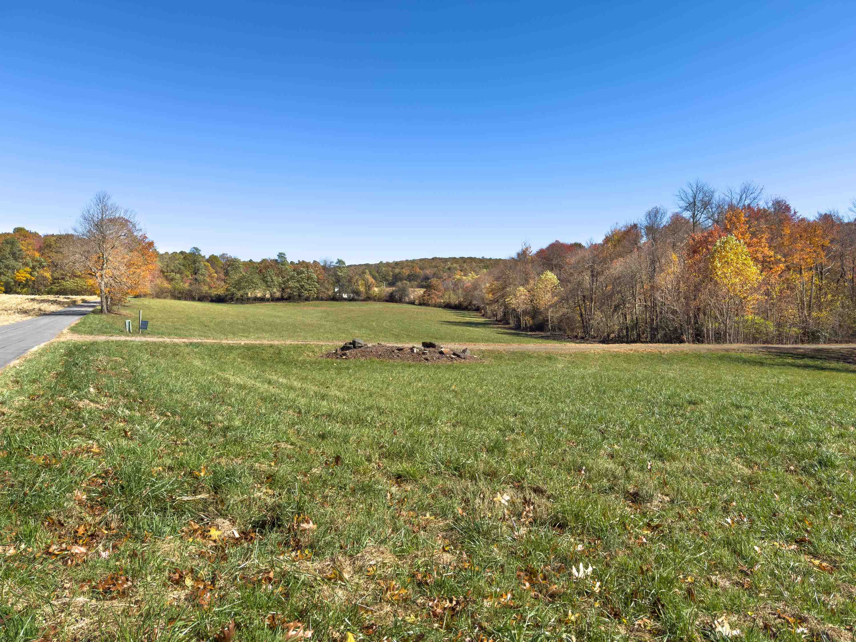 00 Belcher Mountain Road Meadows Of Dan VA 24120