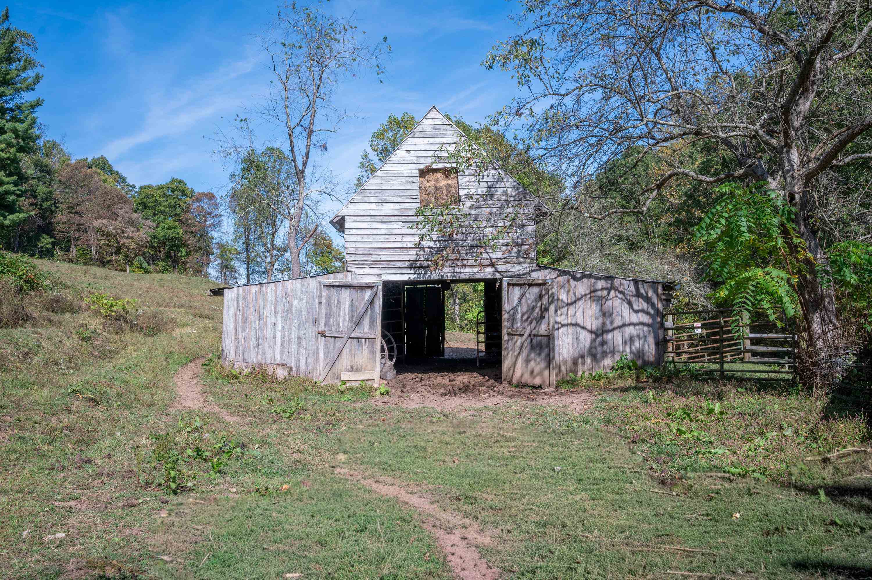 749 Knight Road Rural Retreat VA 24368