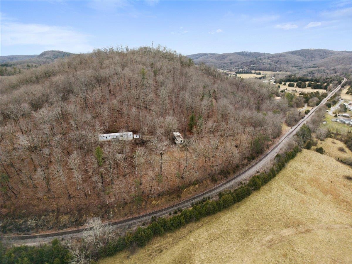 1154 Lusters Gate Road Blacksburg VA 24060