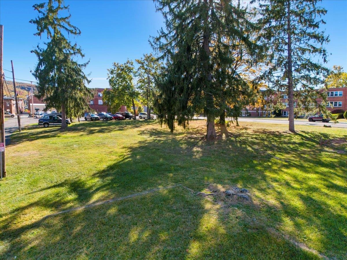 Tbd Jefferson Avenue N Pulaski VA 24301