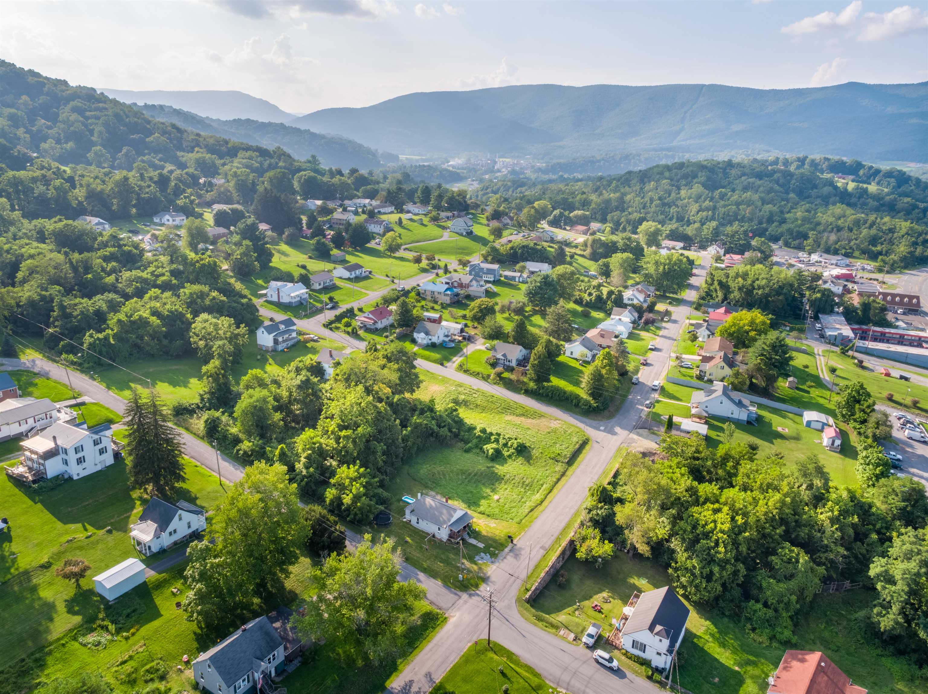 Tbd Montgomery Street Pearisburg VA 24134